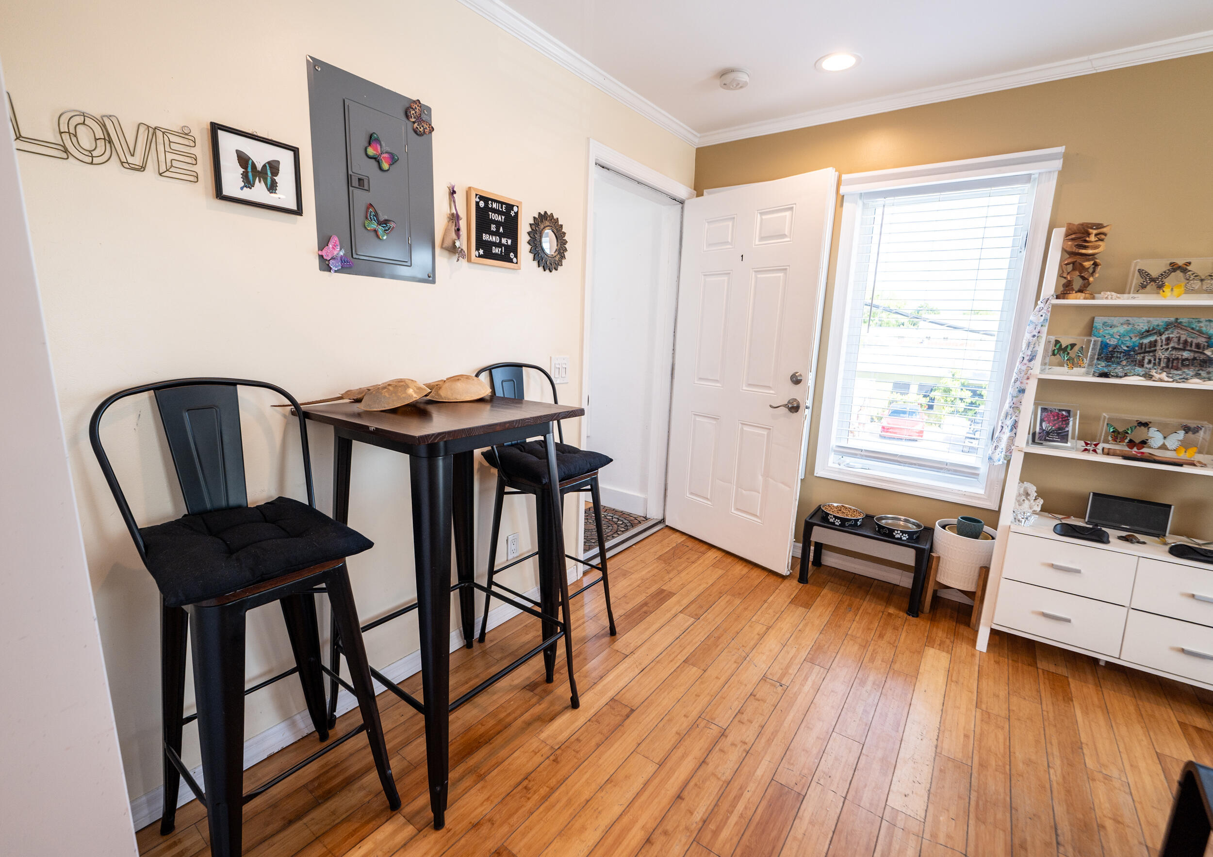 1124 Catherine Street Unit: 201