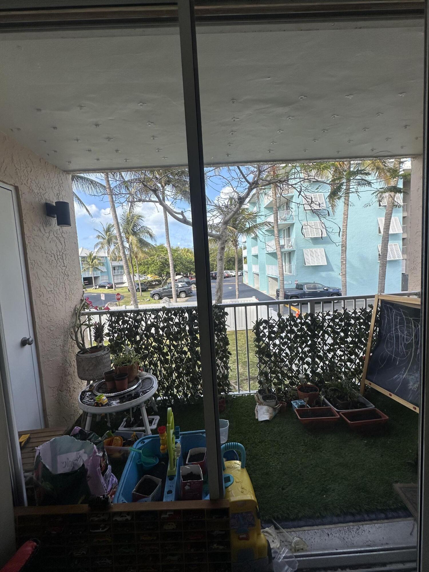 3930 S 3930 Roosevelt Boulevard Unit: S113