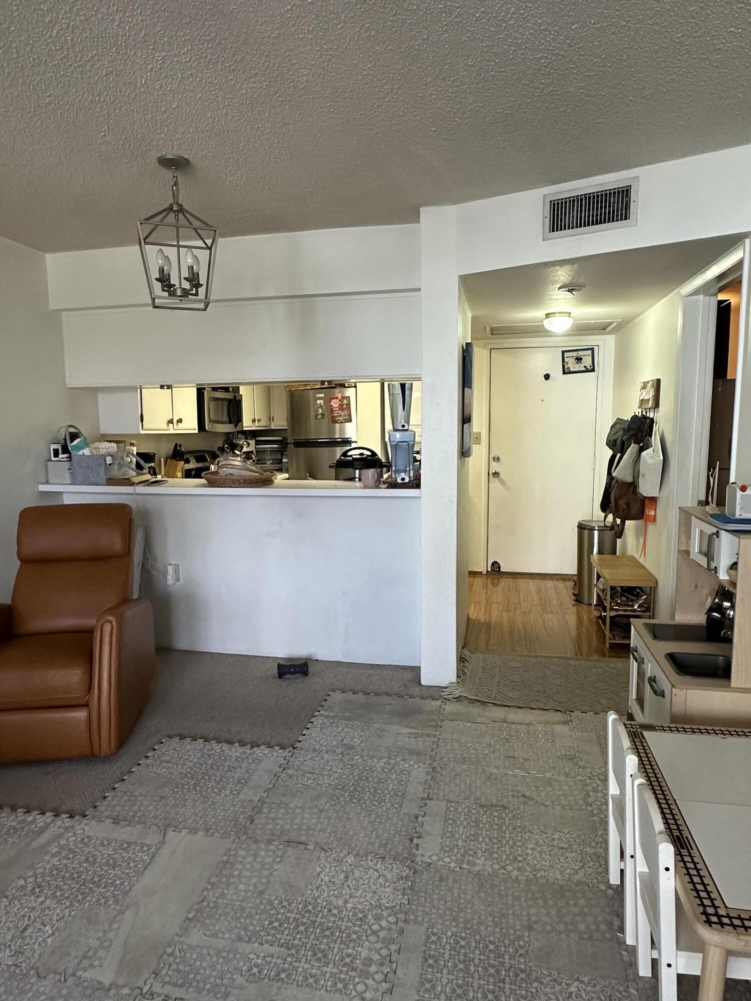 3930 S 3930 Roosevelt Boulevard Unit: S113