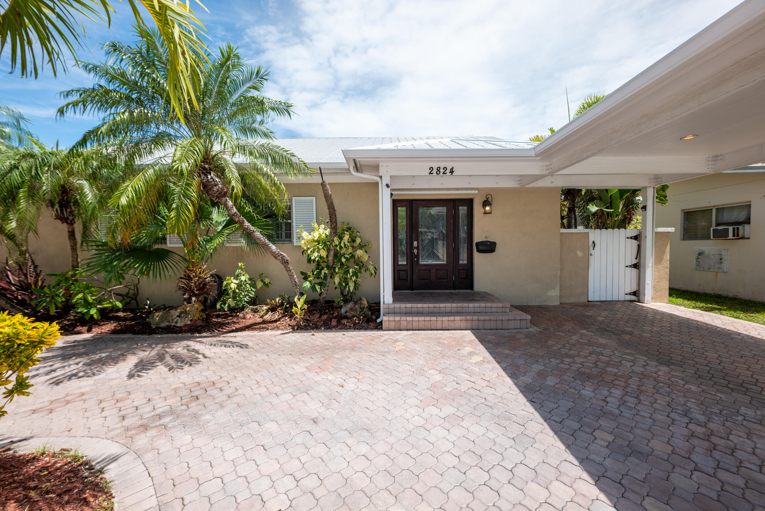 2824 Patterson Avenue