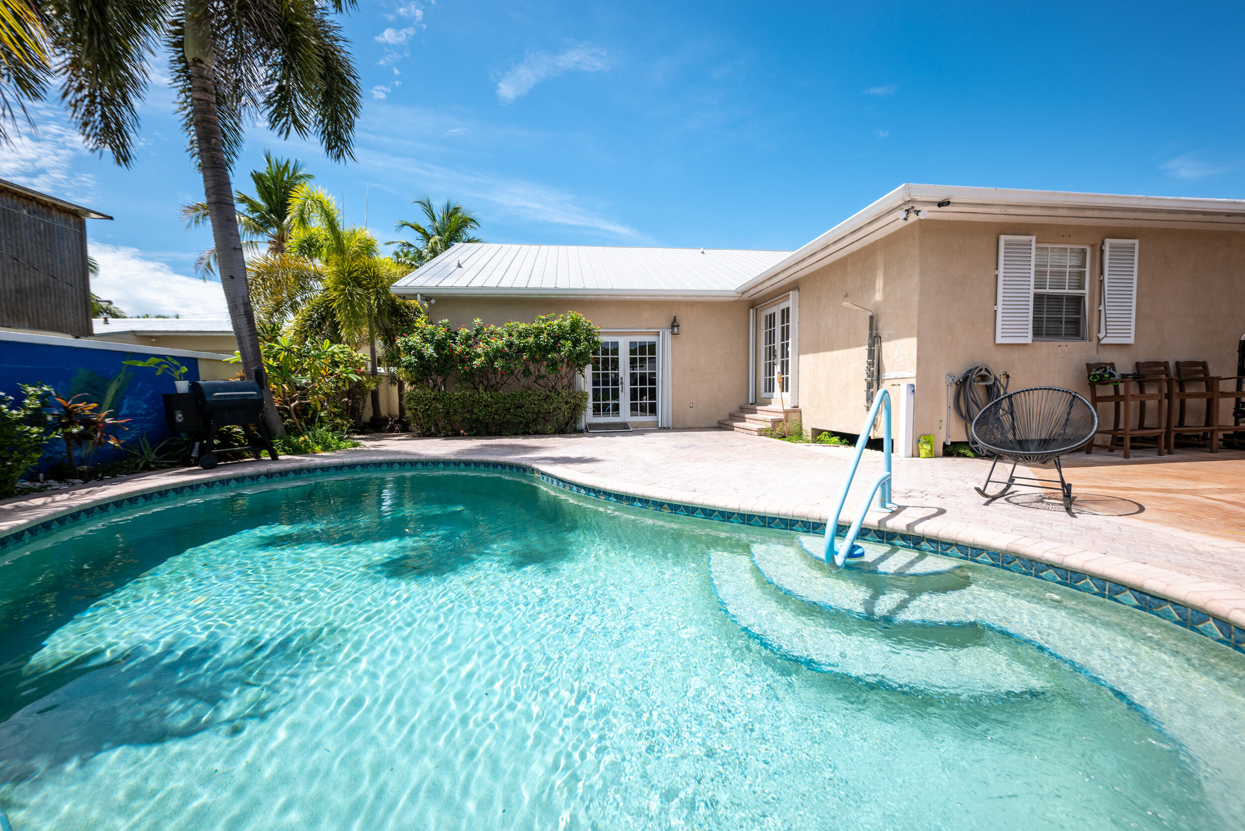 2824 Patterson Avenue