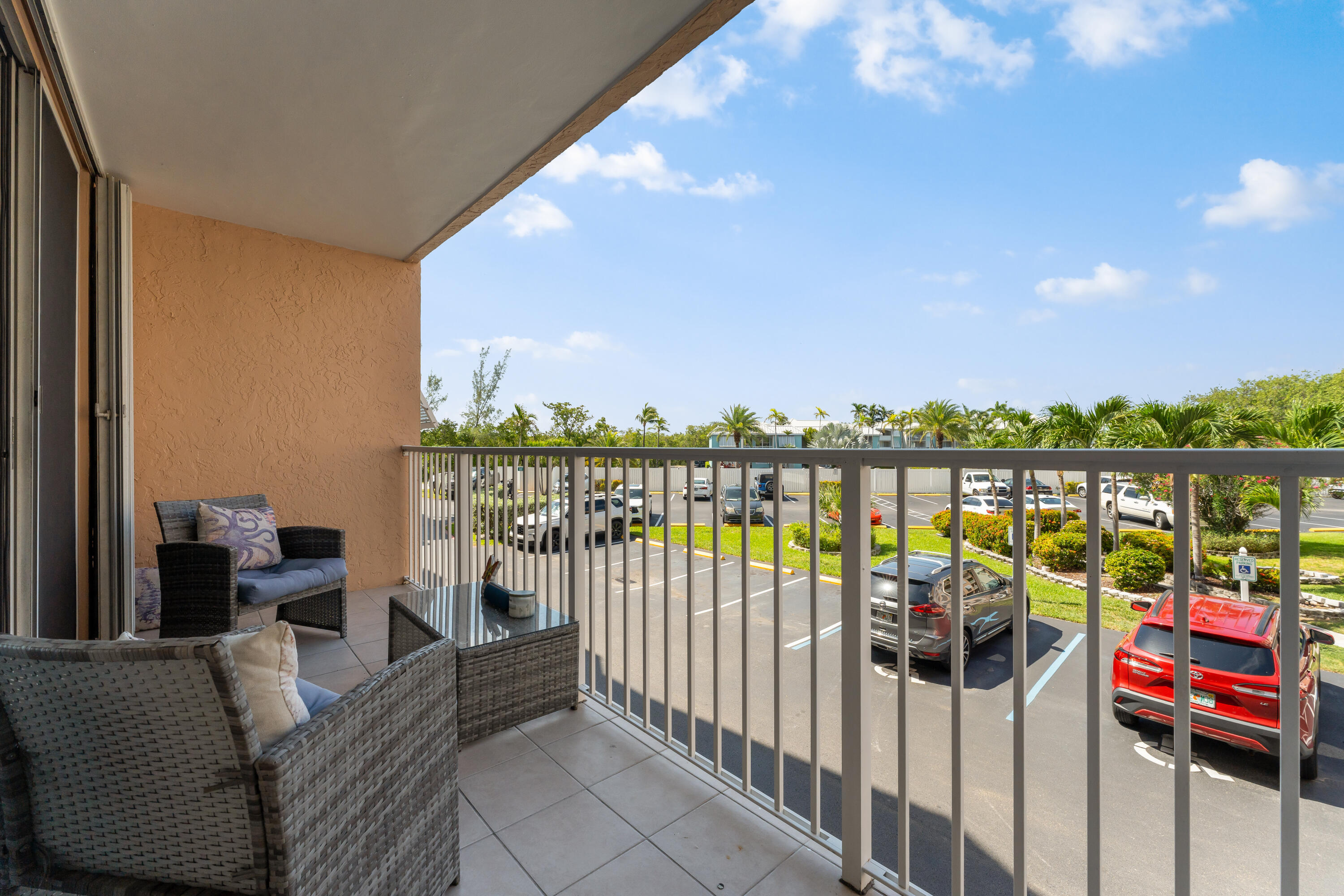 3930 S Roosevelt Boulevard Unit: E104