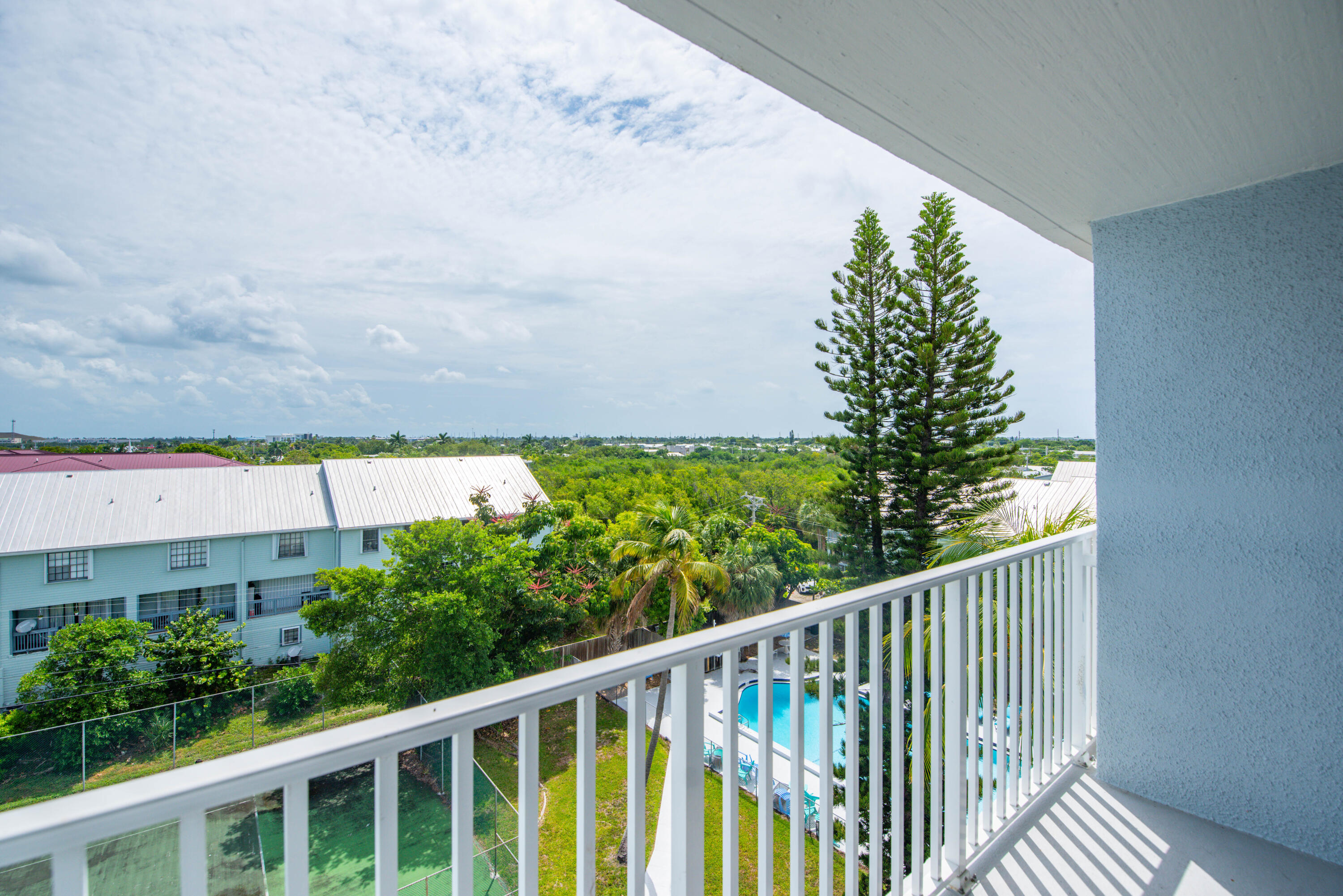 3312 Northside Drive Unit: 611