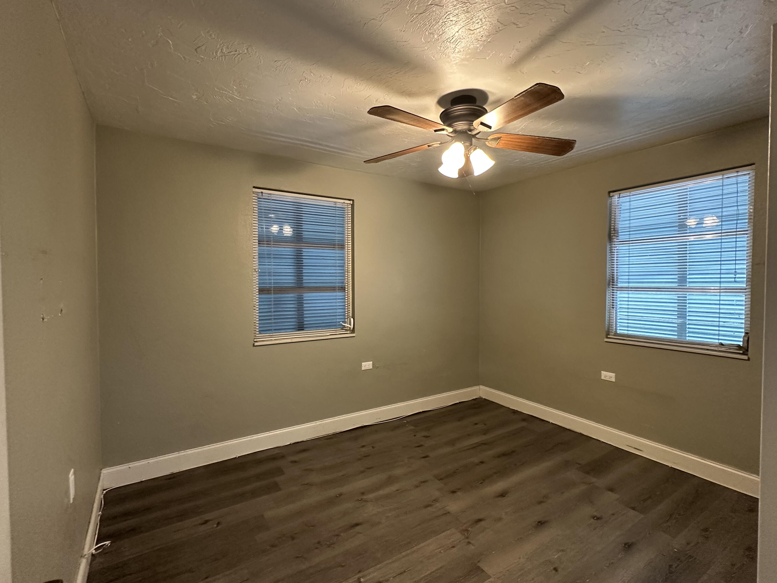 1877-1875 107Th Street Gulf