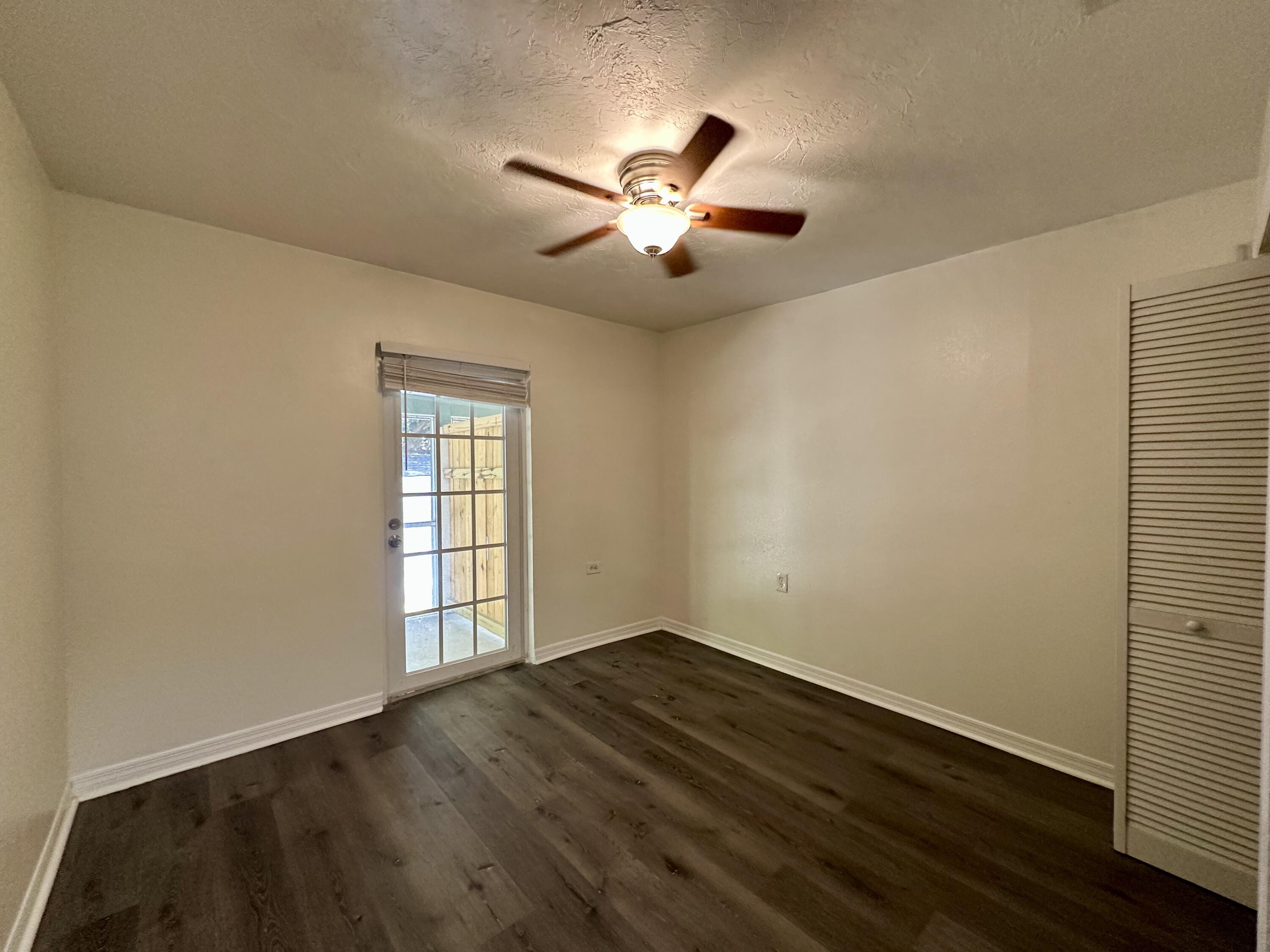 1877-1875 107Th Street Gulf