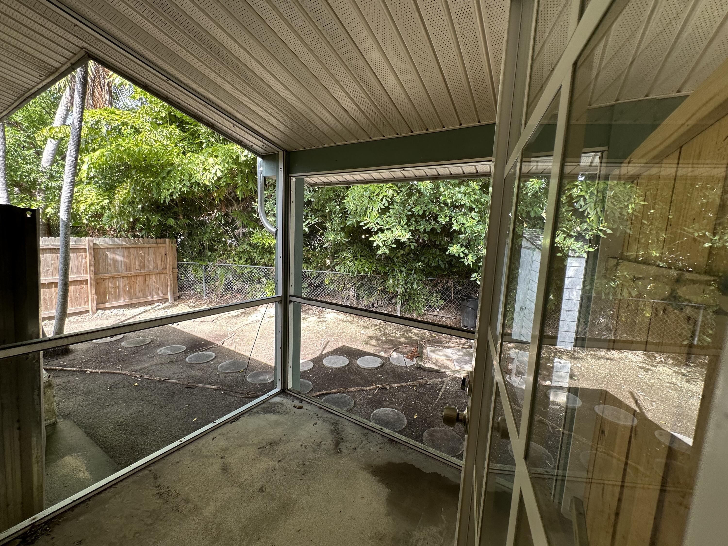 1877-1875 107Th Street Gulf