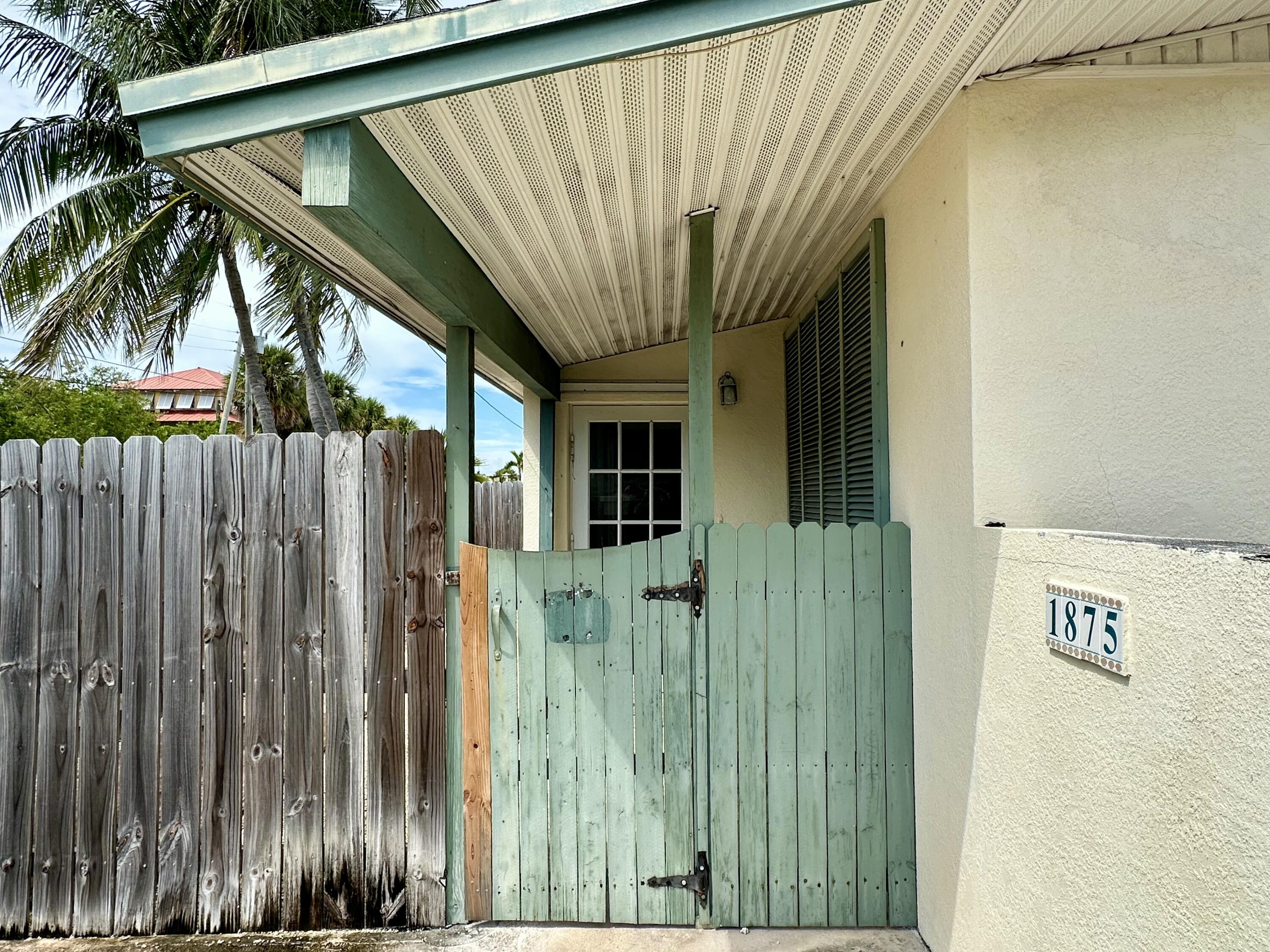 1877-1875 107Th Street Gulf