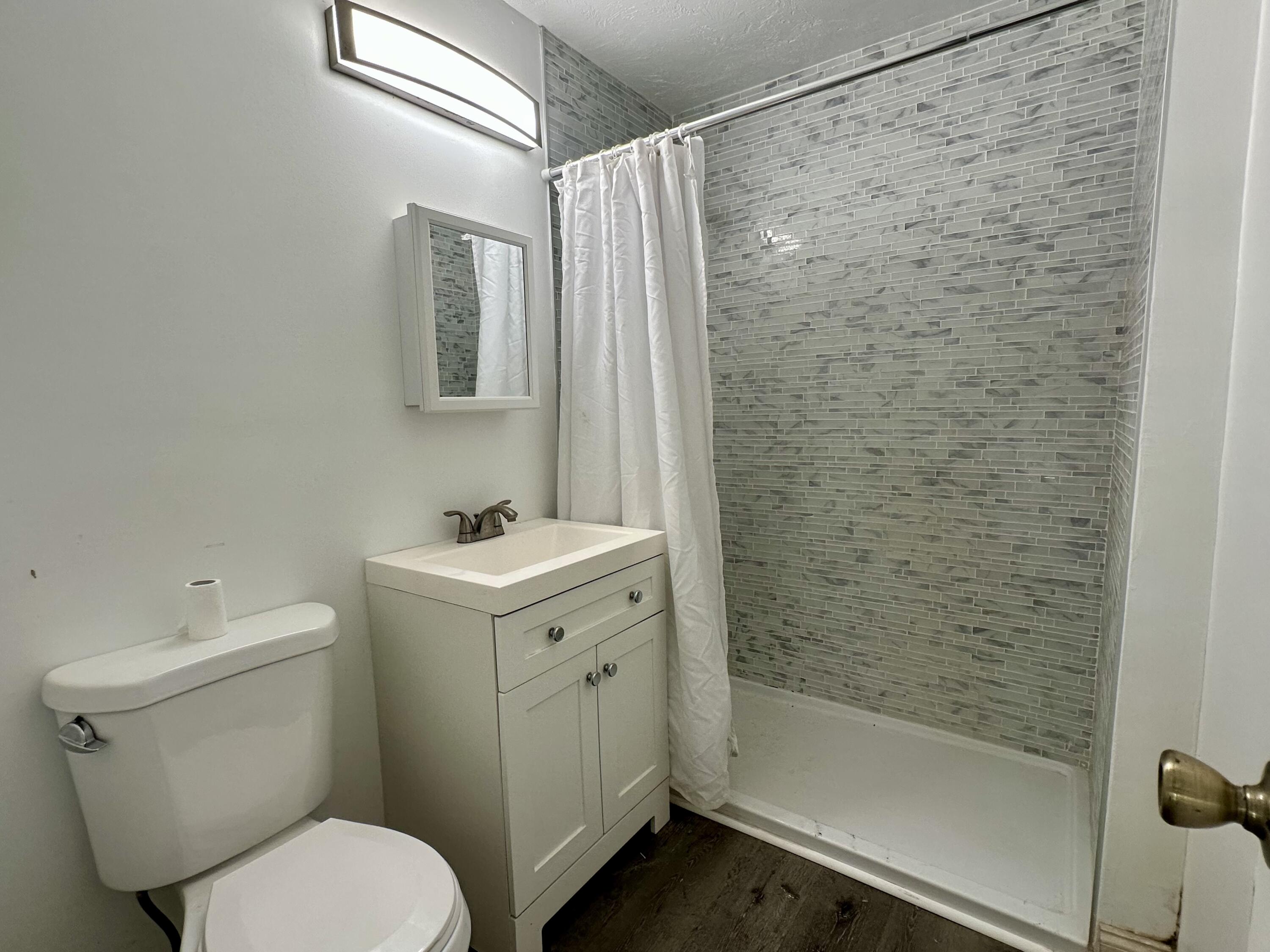 1877-1875 107Th Street Gulf