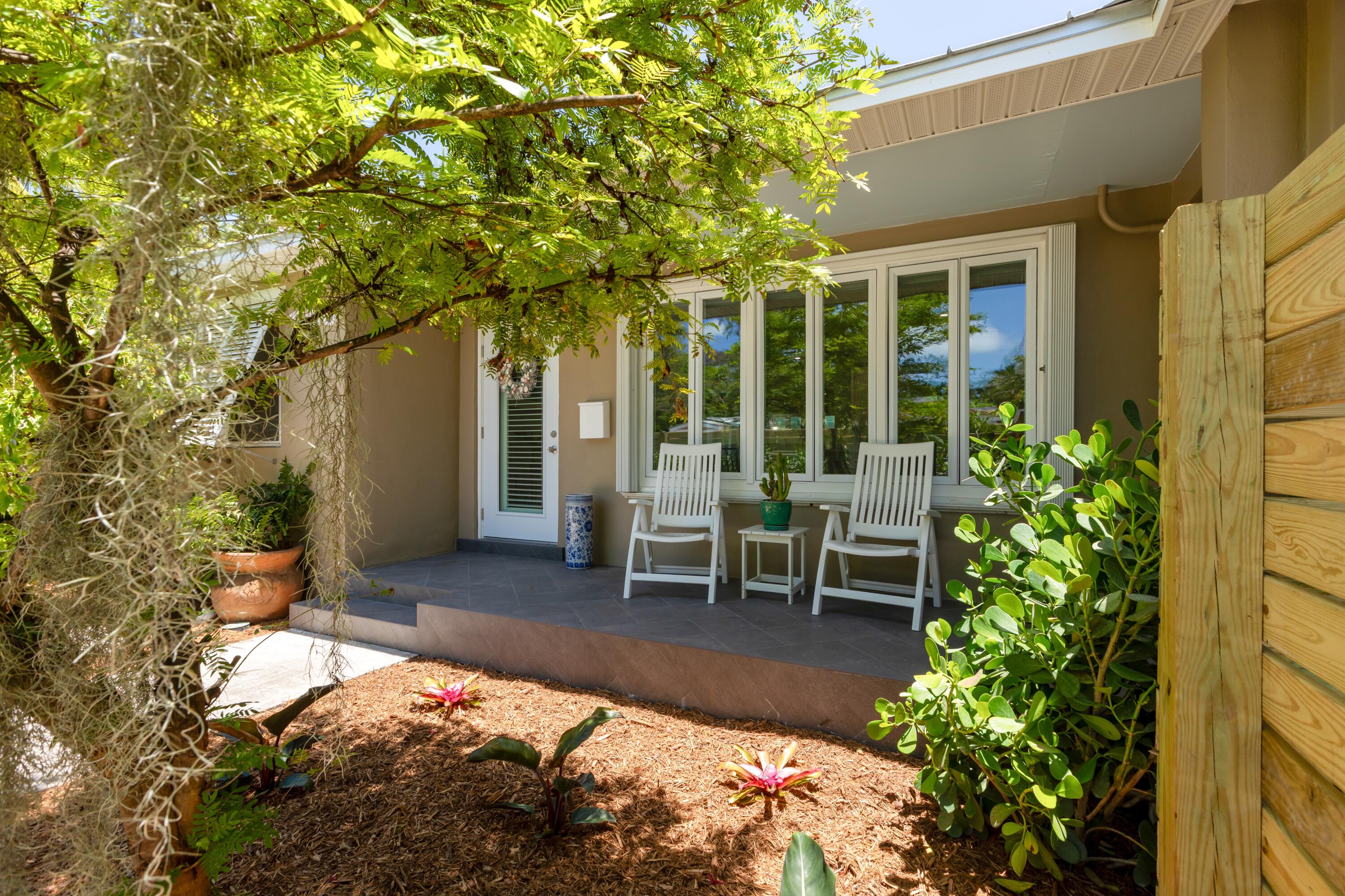 1706 Seminary Street