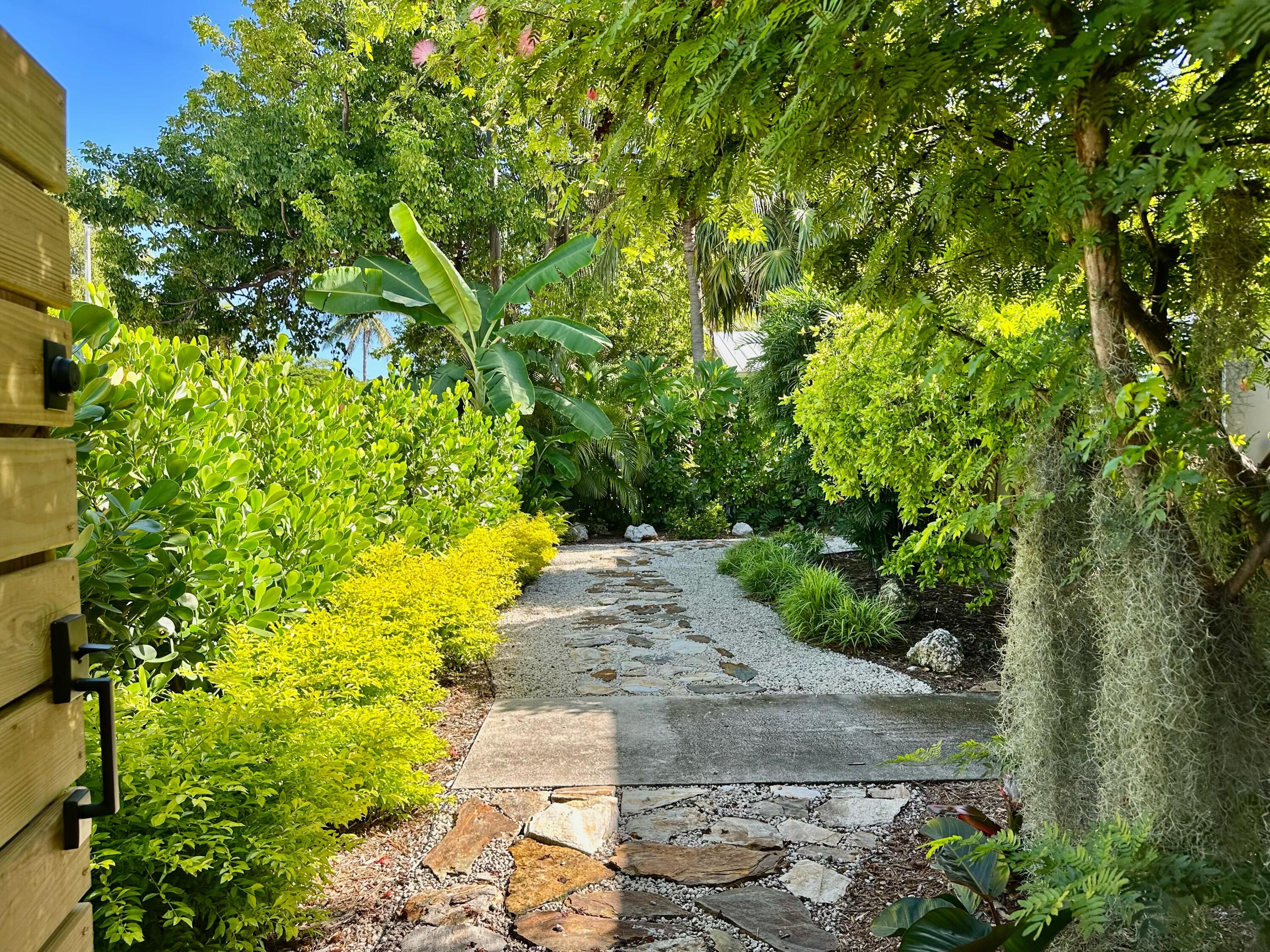 1706 Seminary Street