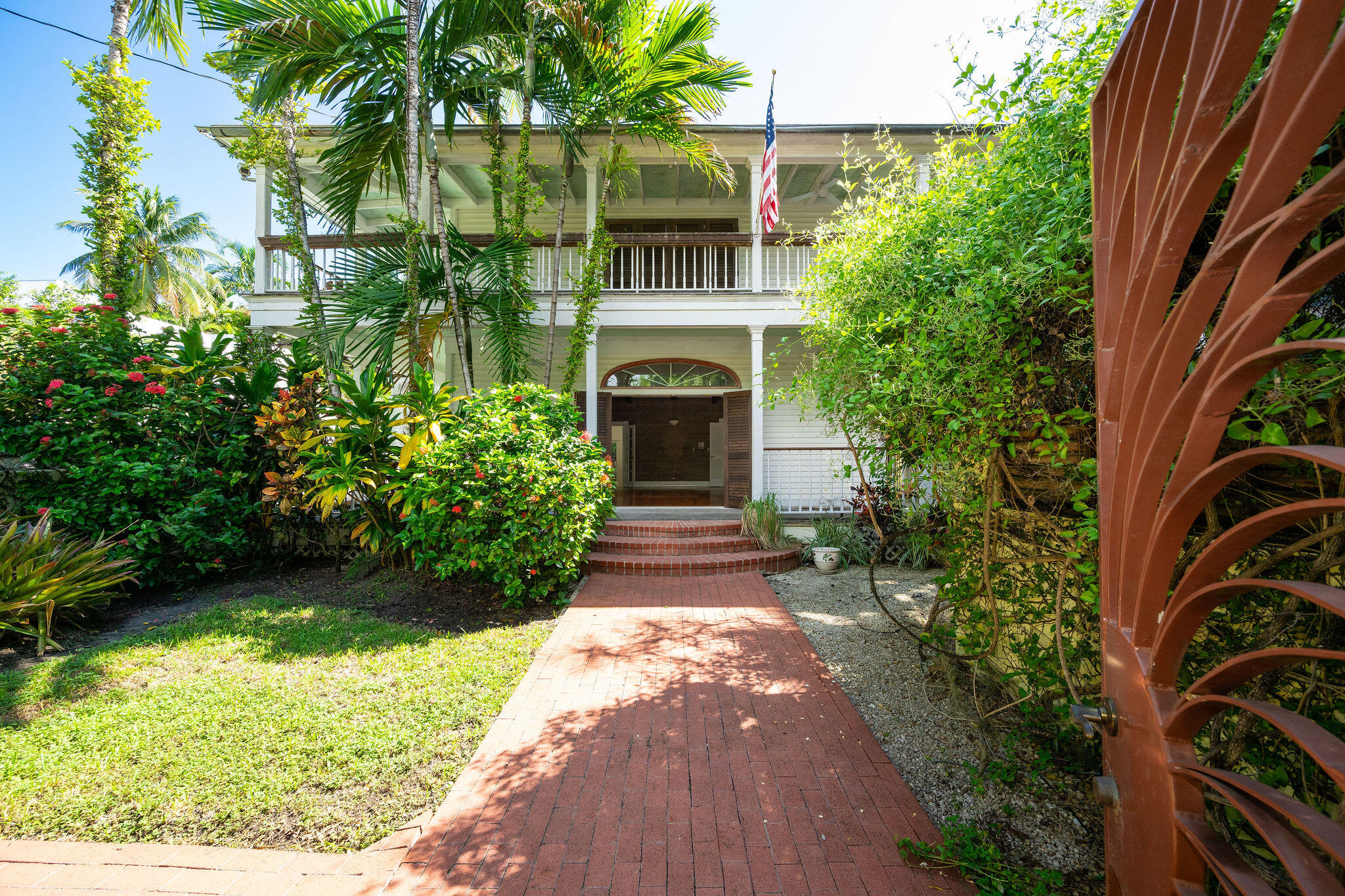 1222 Von Phister Street