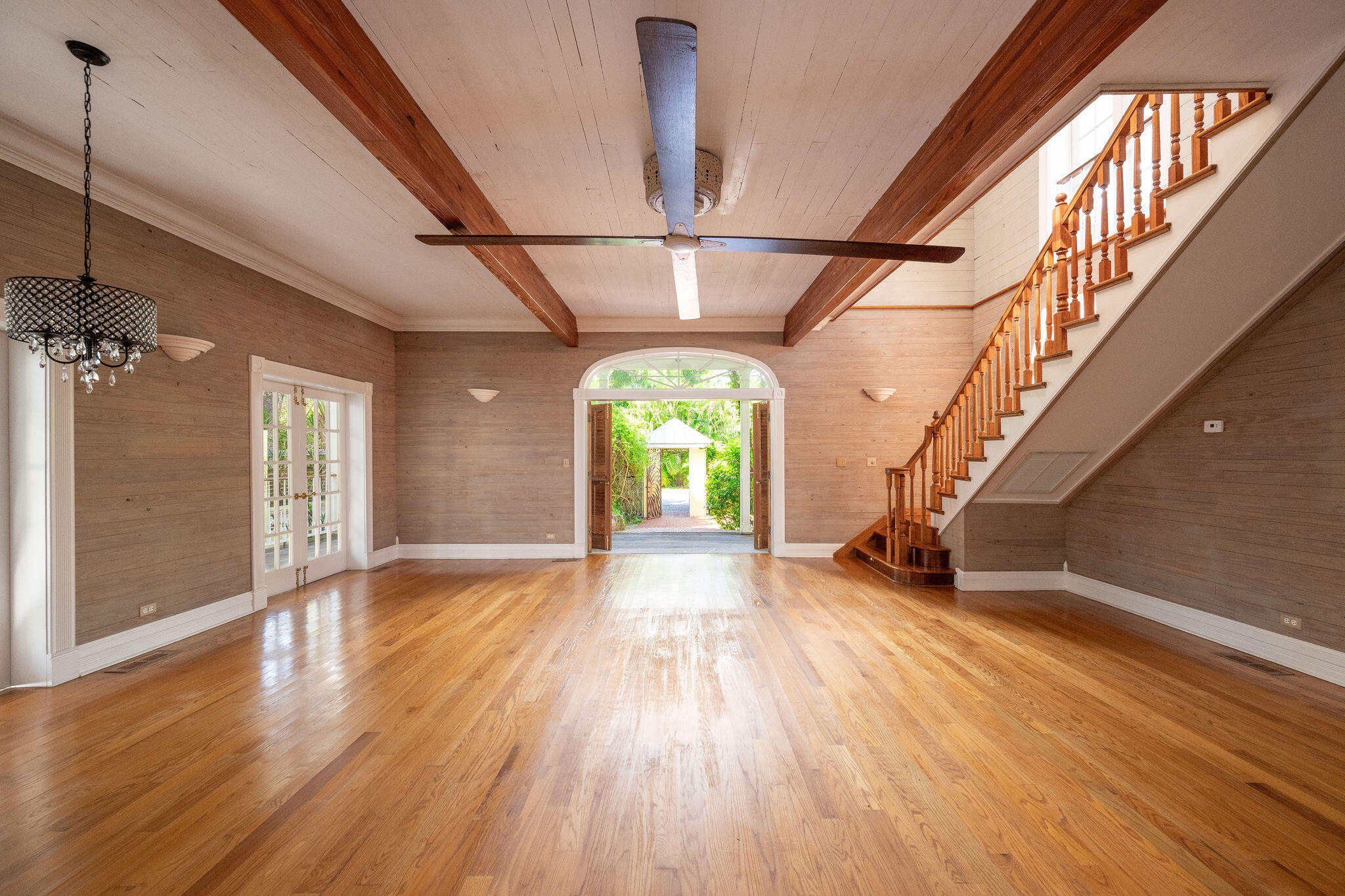 1222 Von Phister Street