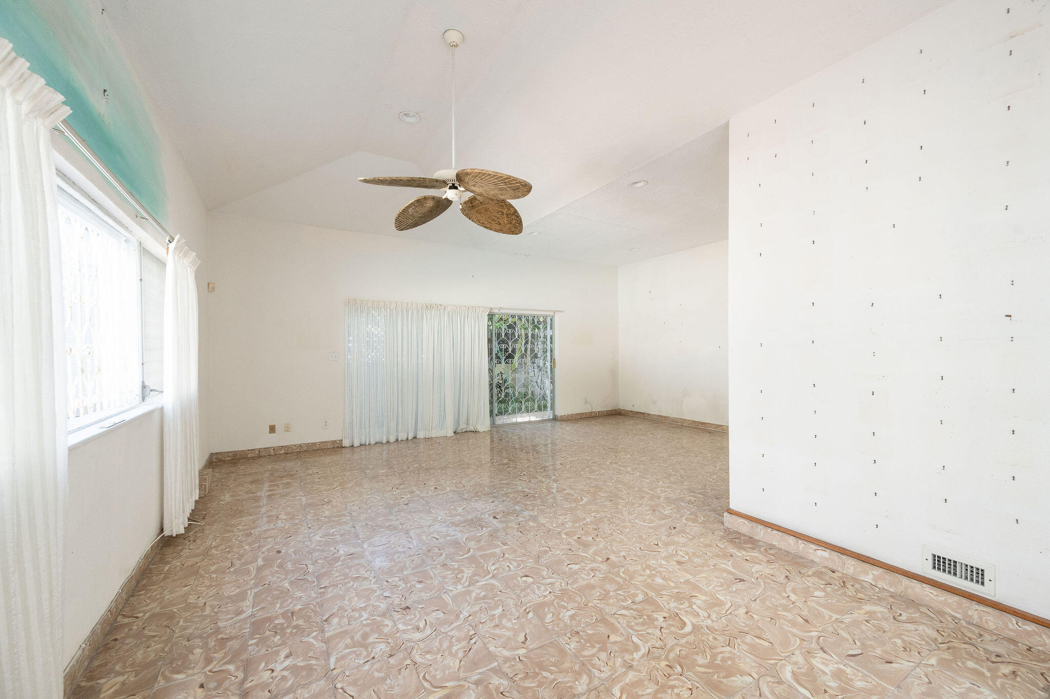 1222 Von Phister Street