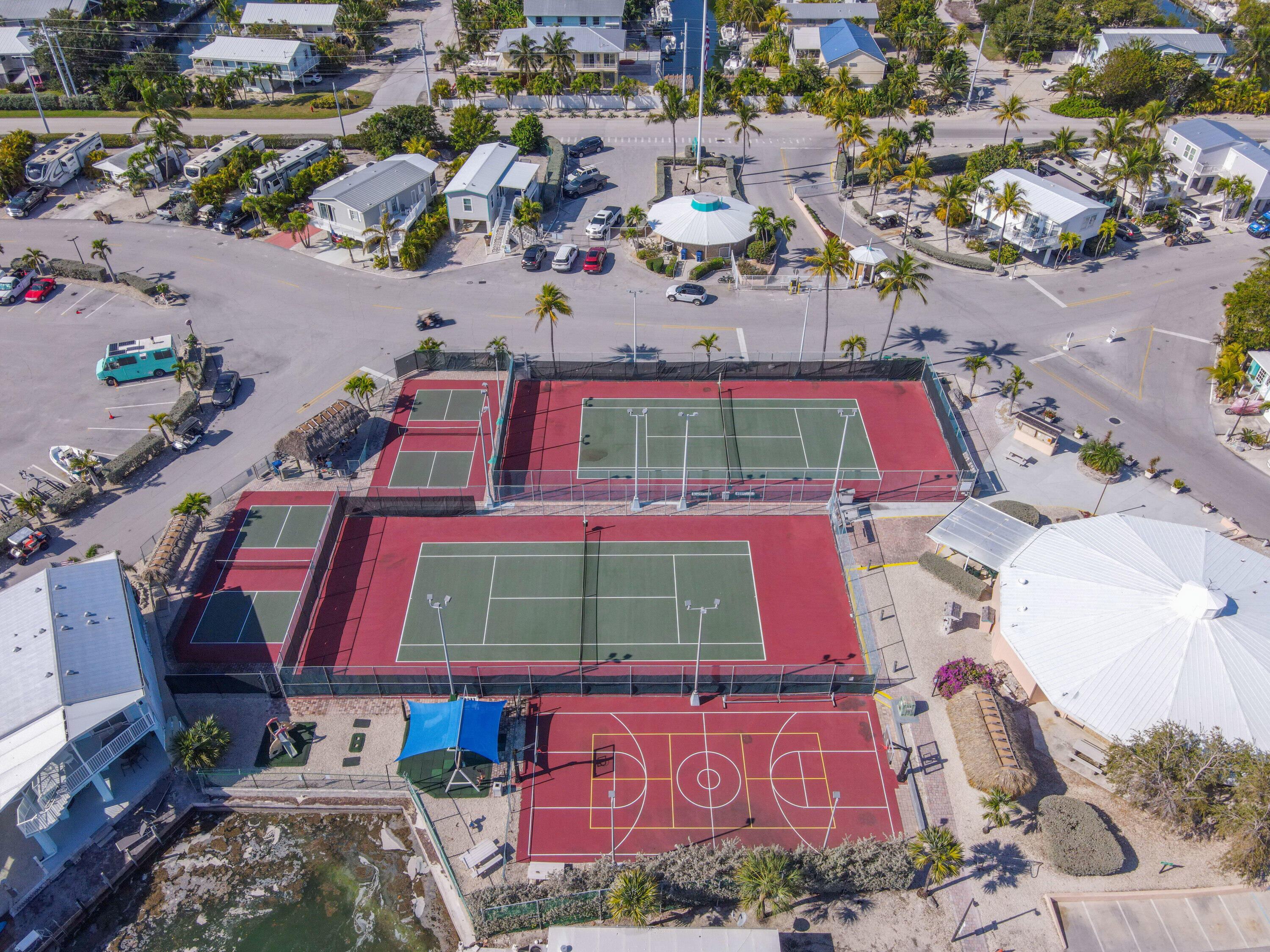 701 Spanish Main Drive Unit: 221