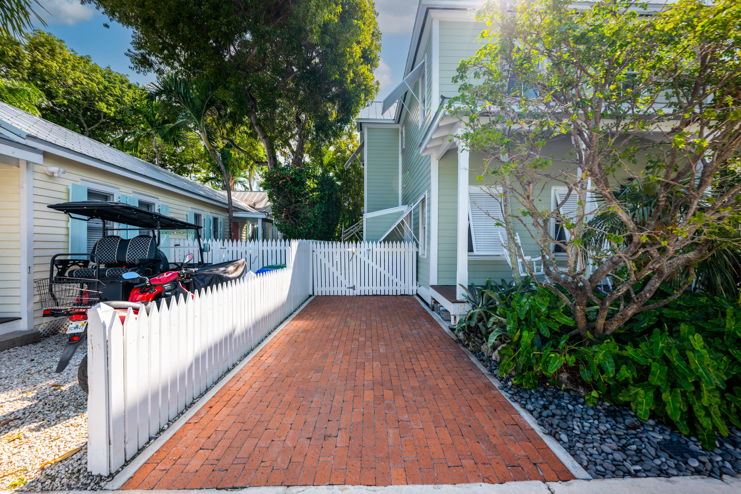 410 Louisa Street