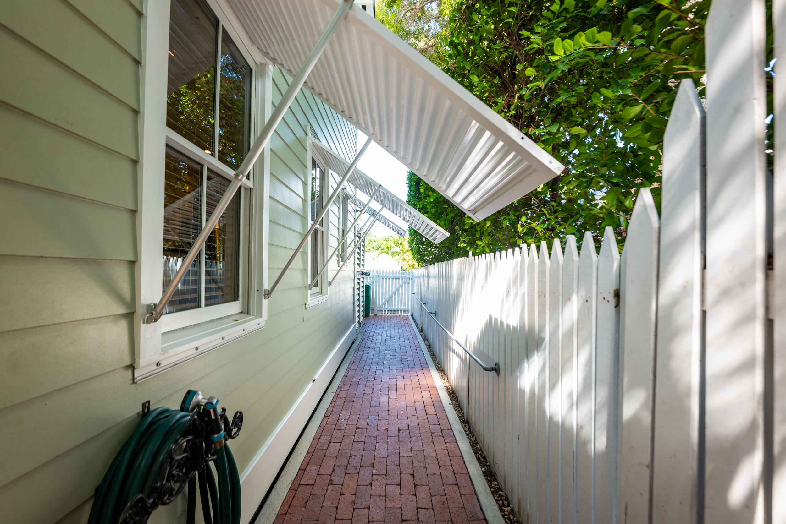 410 Louisa Street