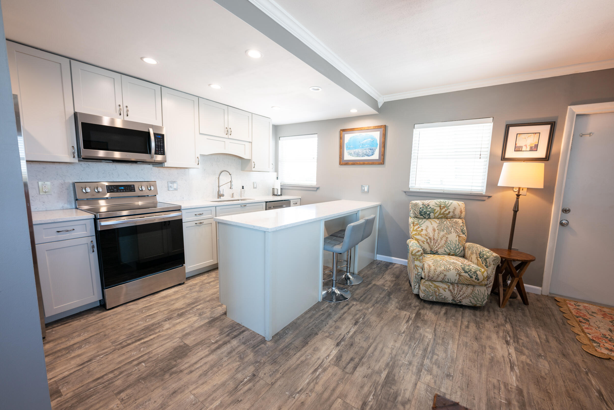 201 Coppitt Road Unit: 201A