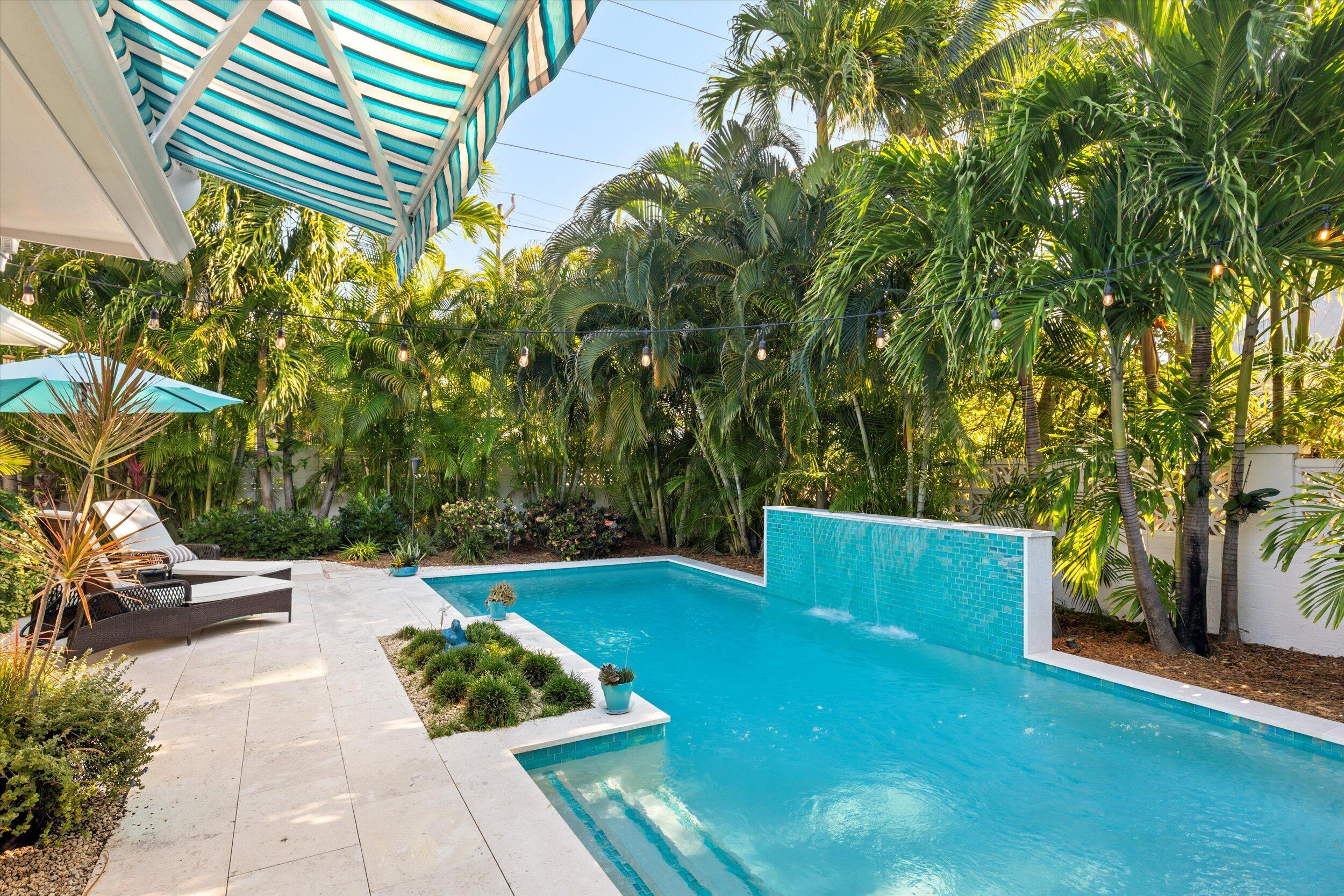 1526 Washington Street