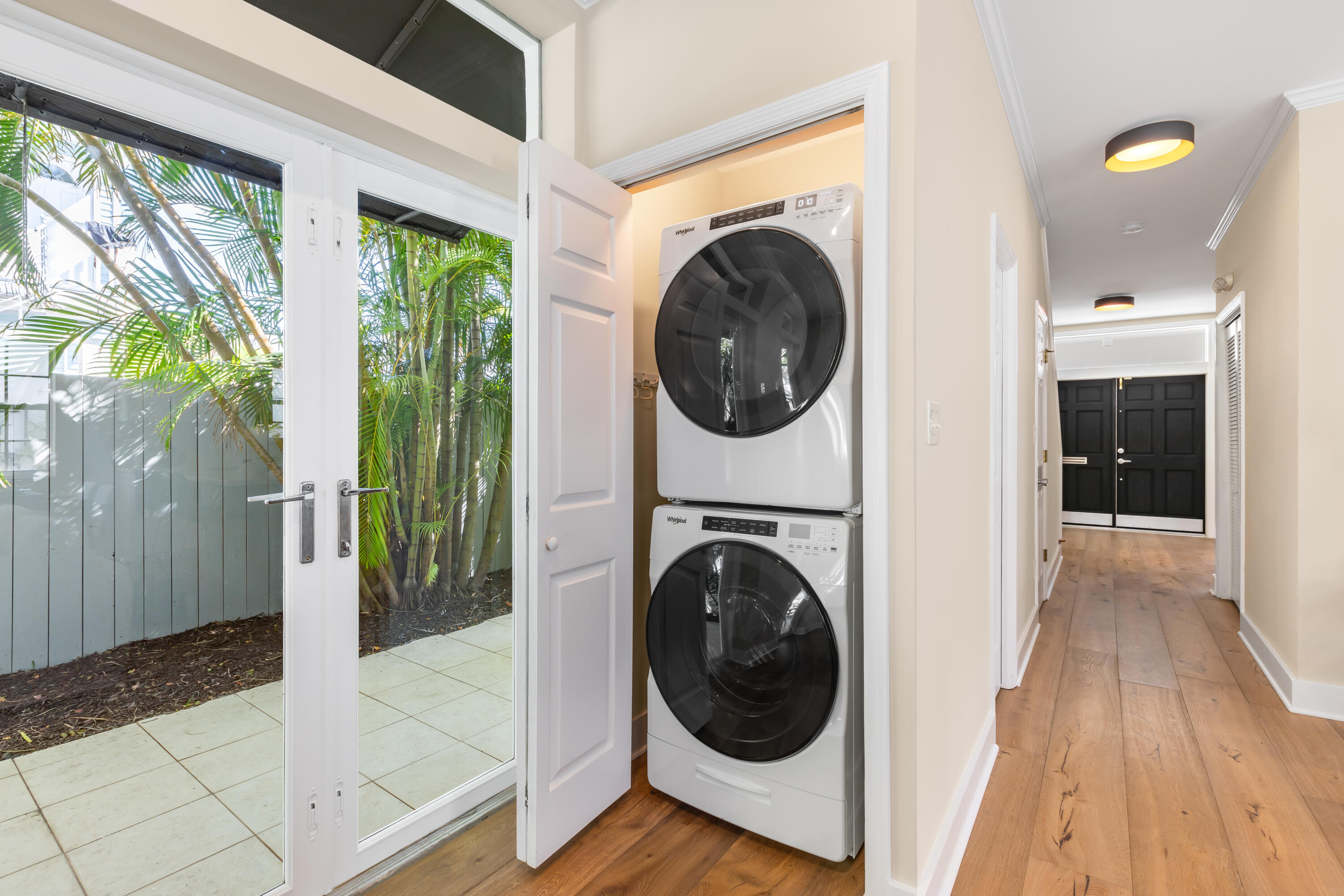 1427 Washington Street