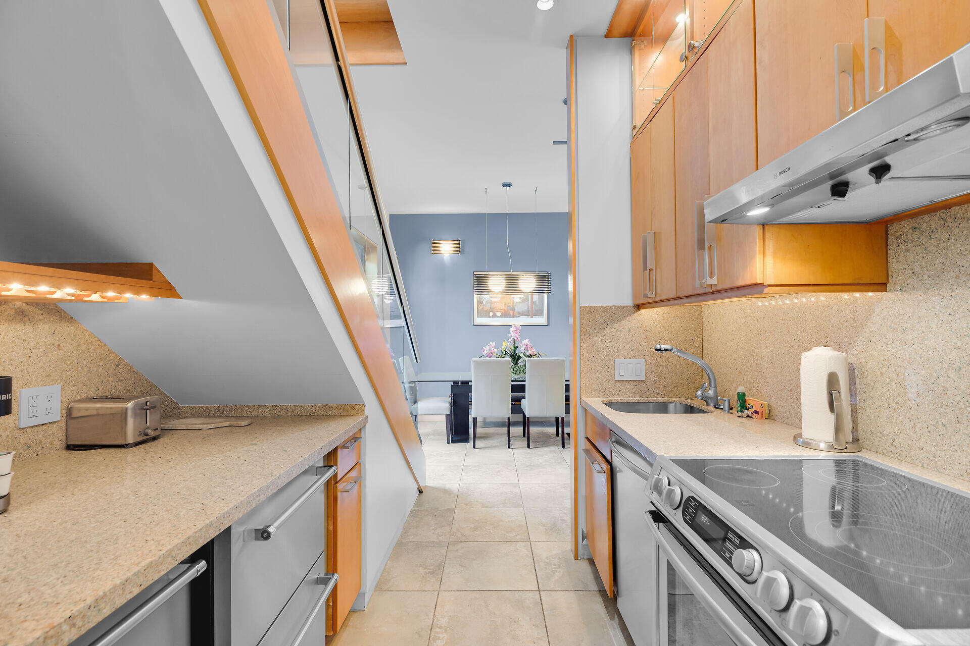 720D Simonton Street