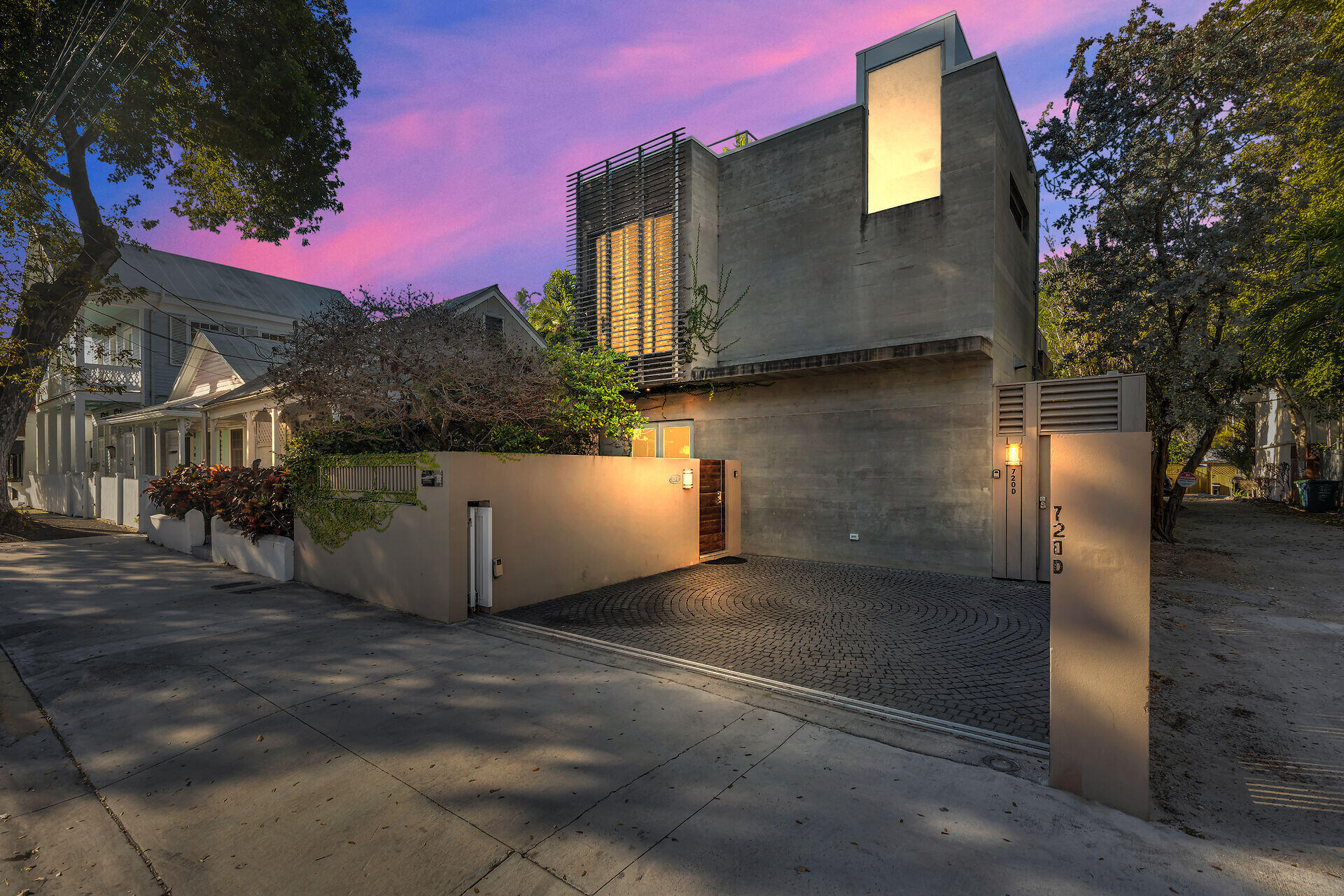 720D Simonton Street