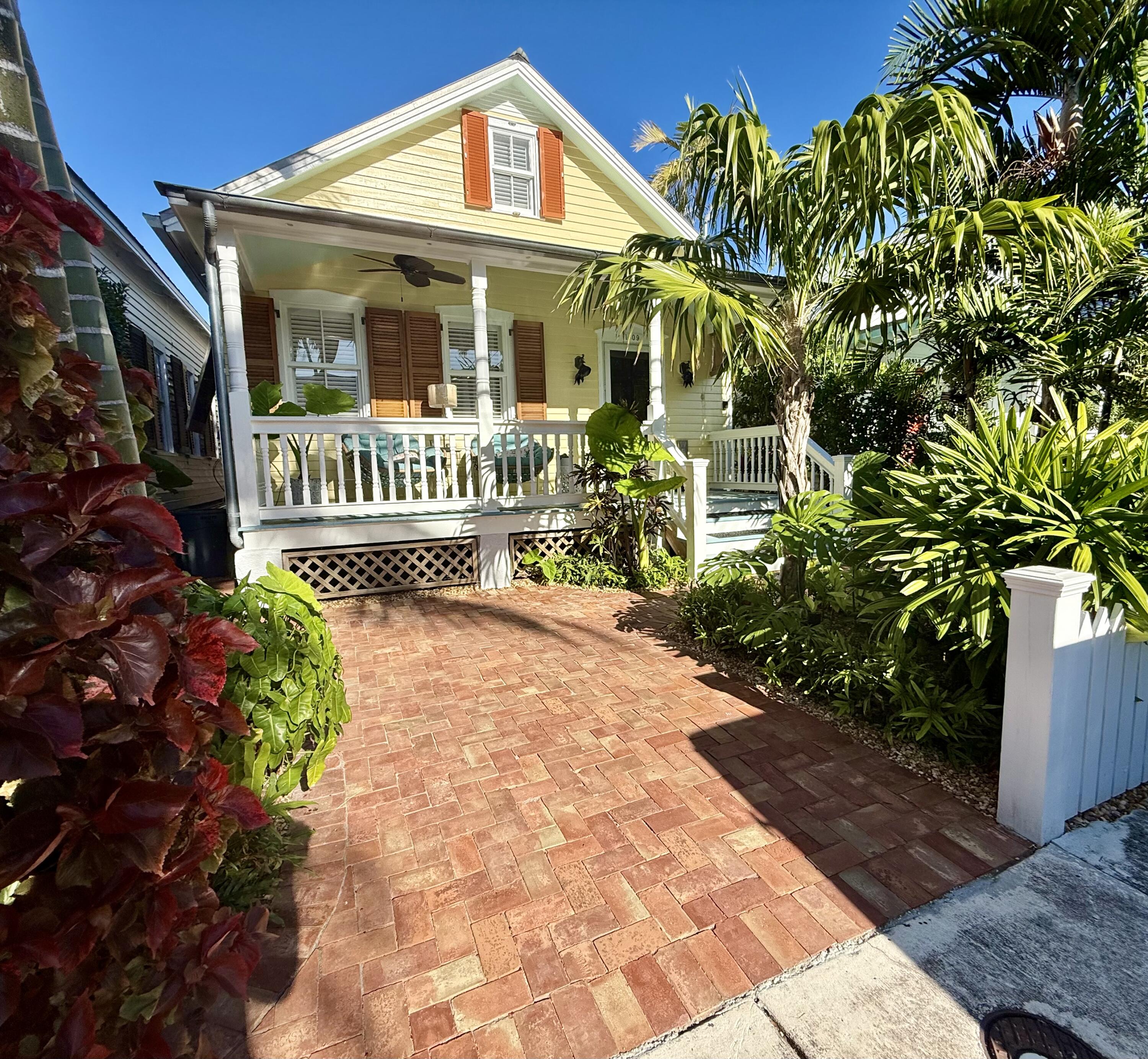 1409 Olivia Street