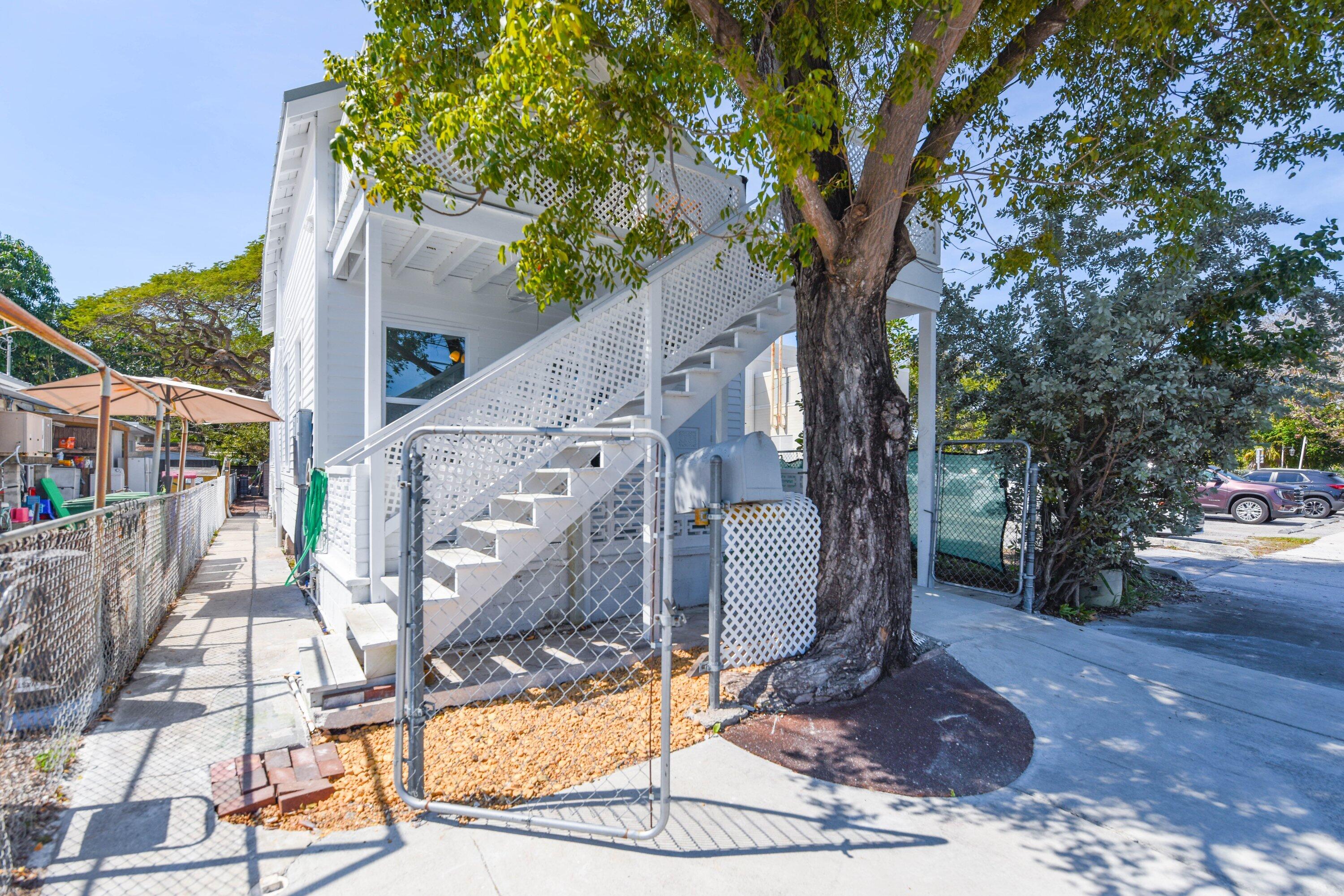 1018 Georgia Street