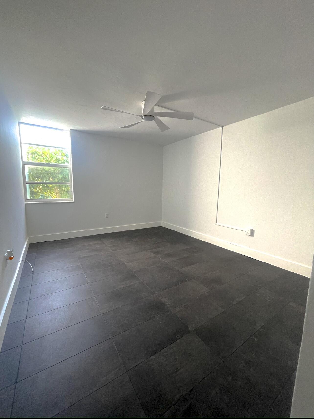 3312 Northside Drive Unit: 205