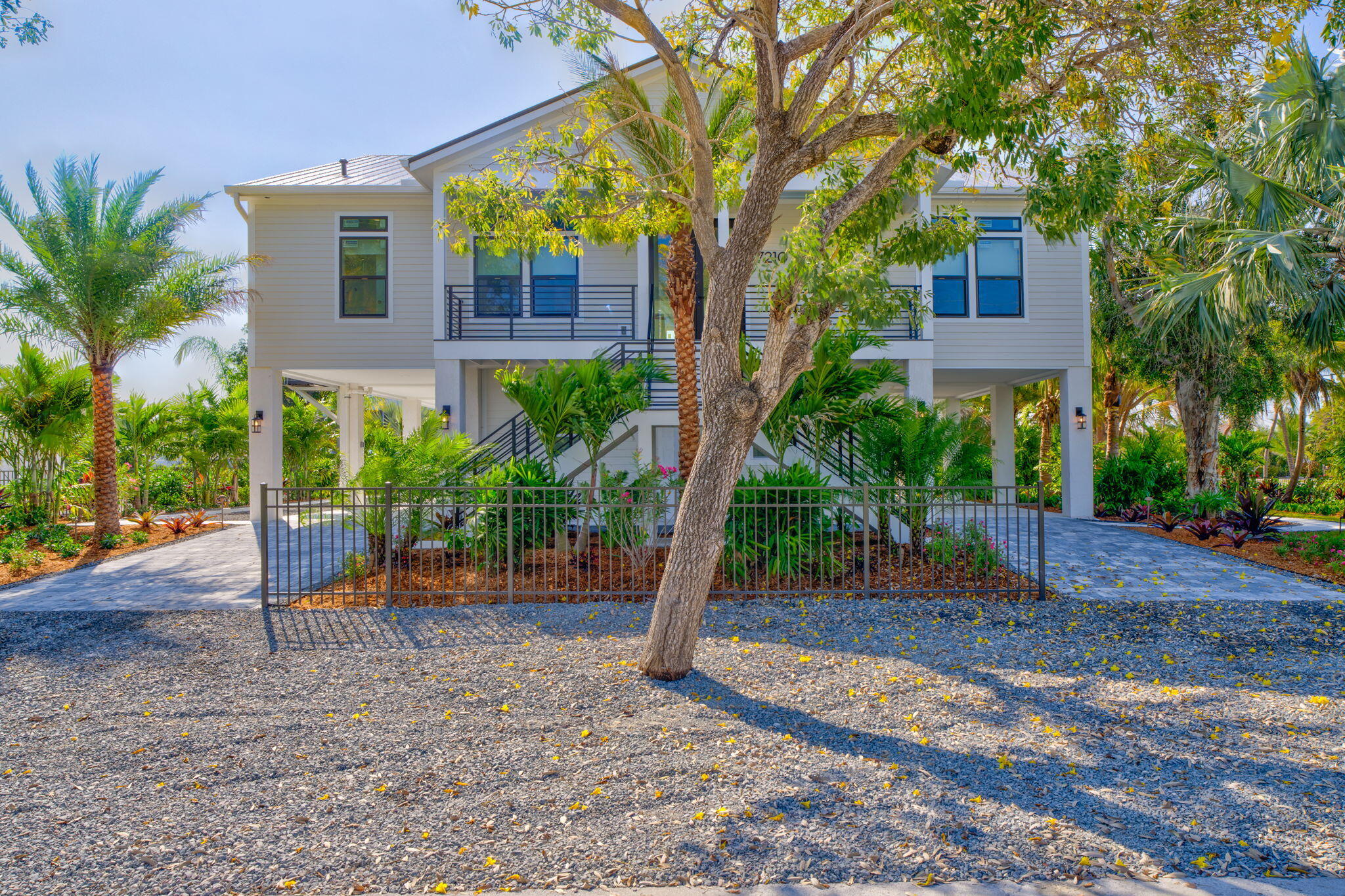 17210 Angelfish Lane Unit: + 17220