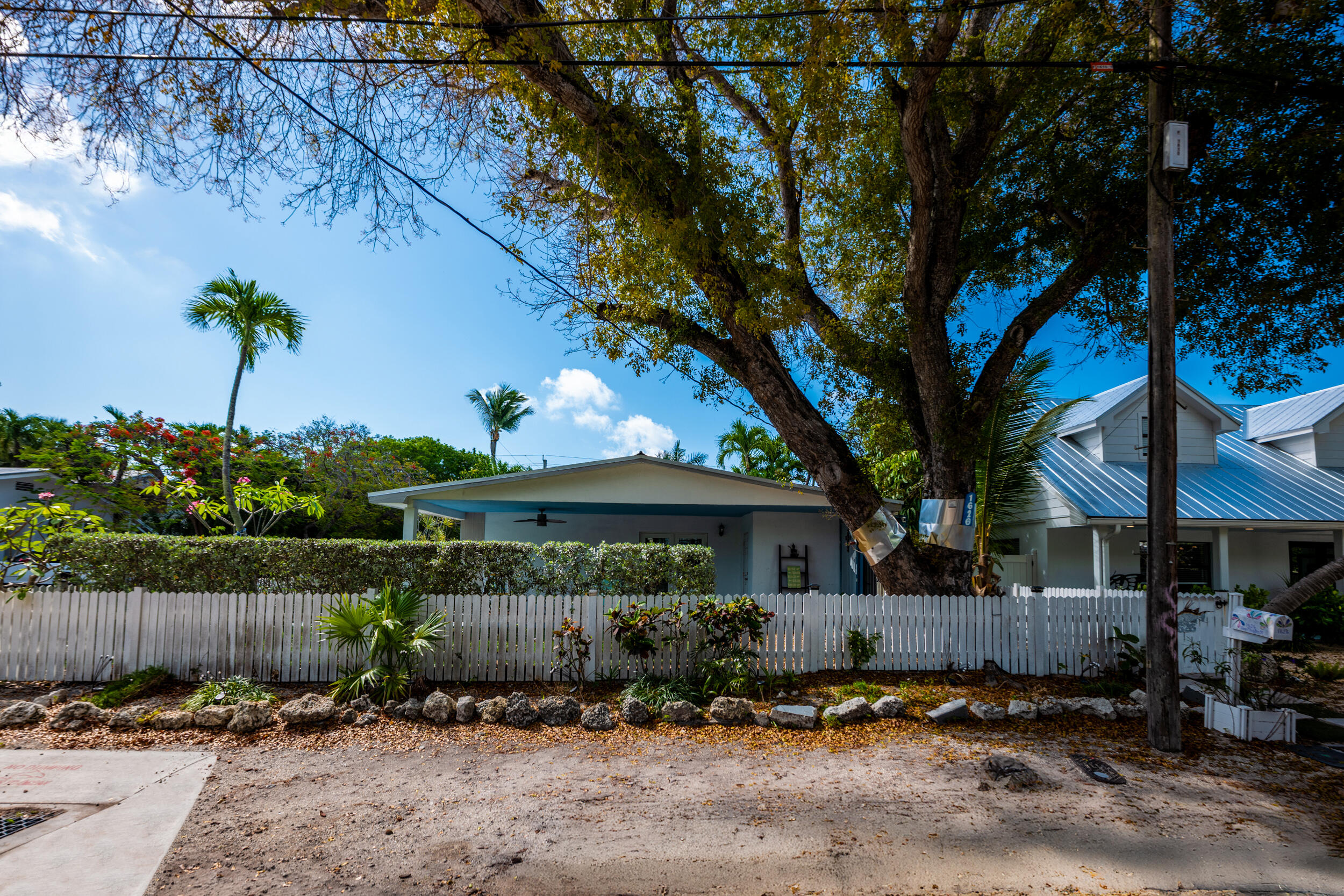 1626 Von Phister Street