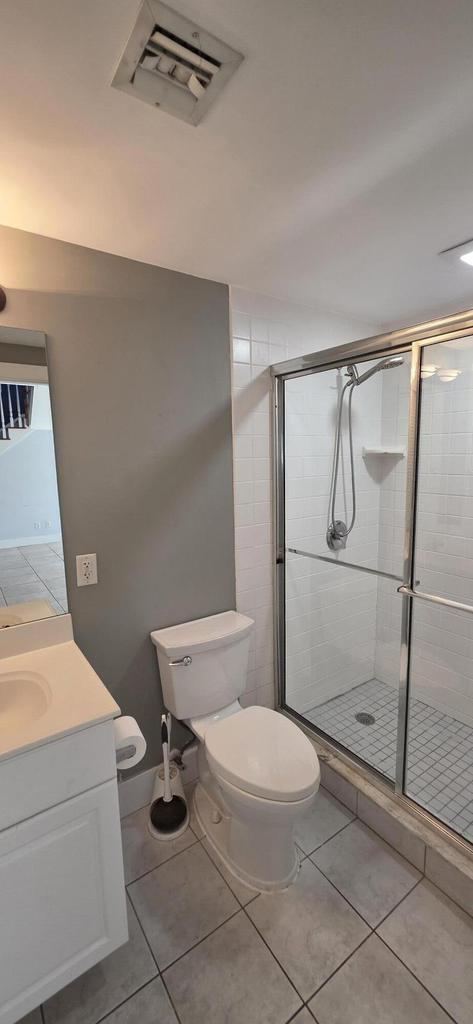 1213 Truman Avenue Unit: C