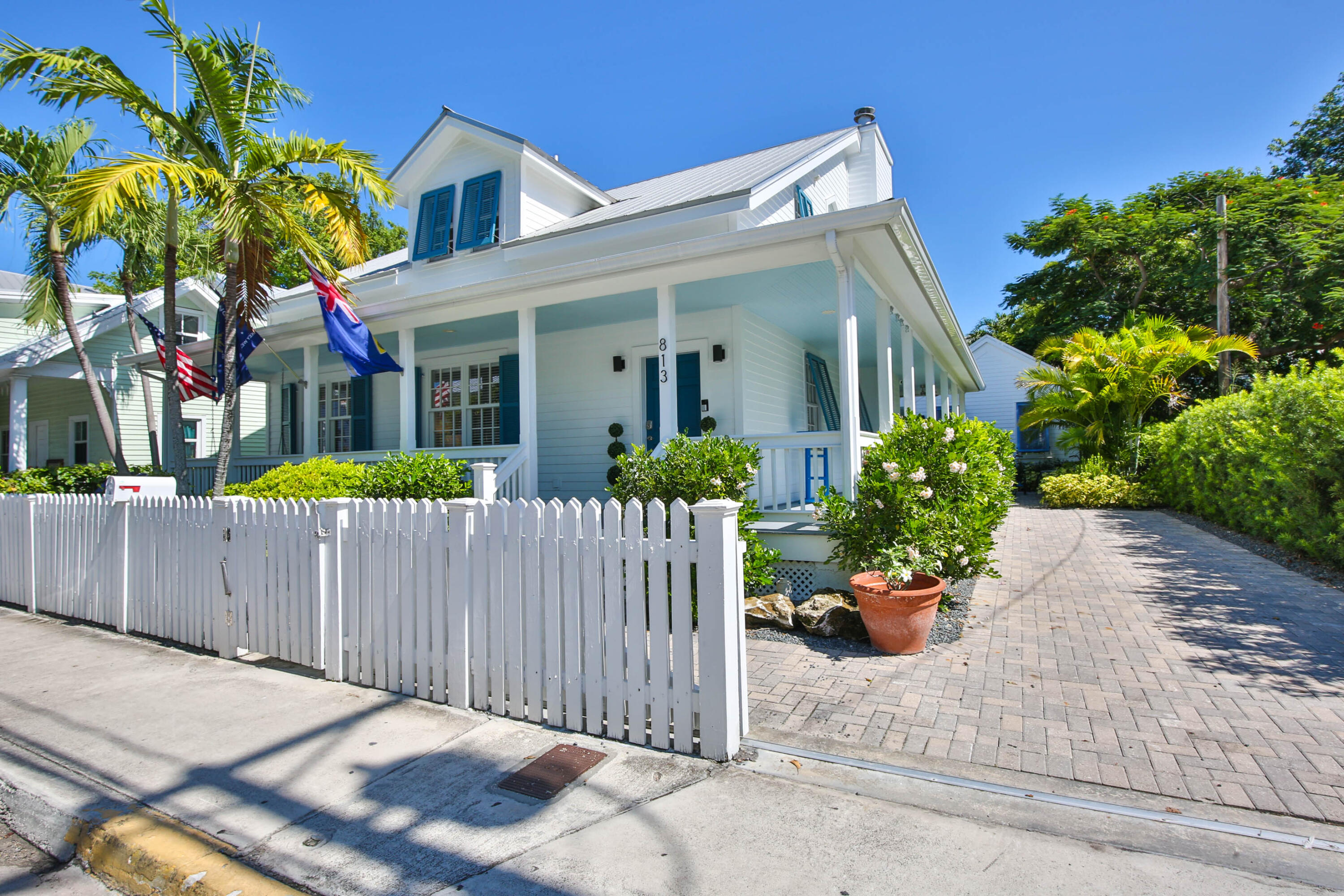 813 Thomas Street
