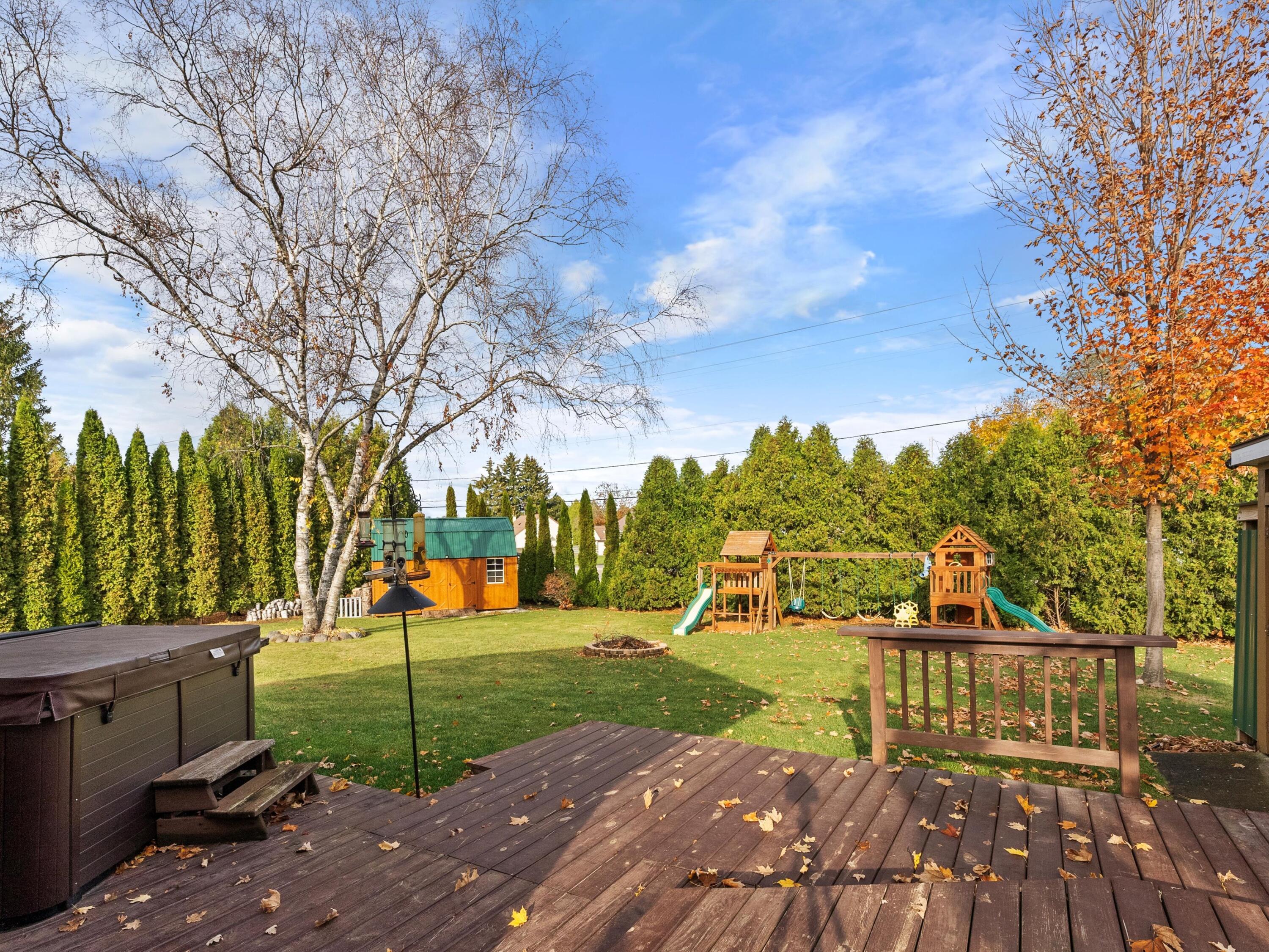 1635 Sylvan Dr
