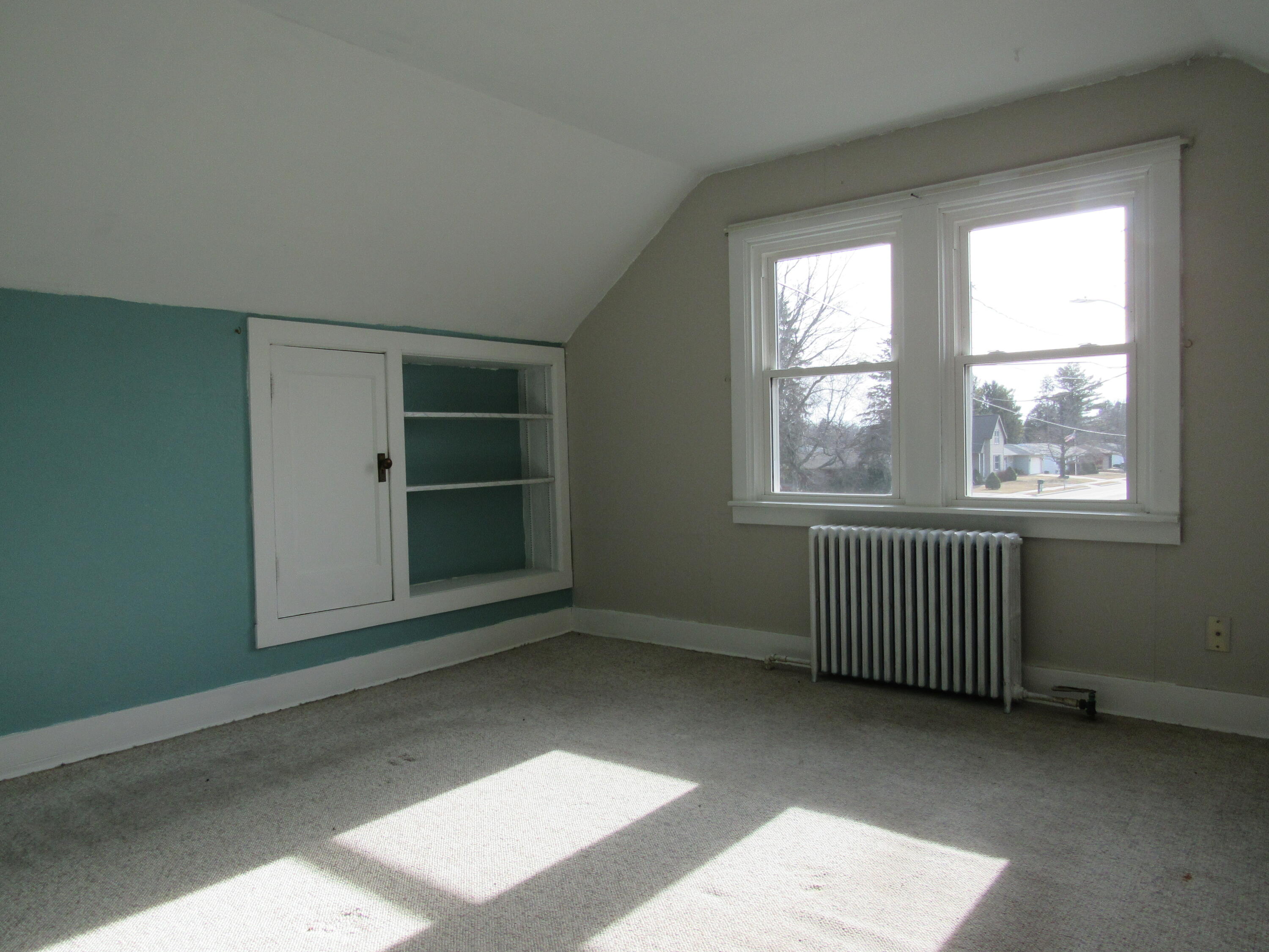 2904 Main Ave