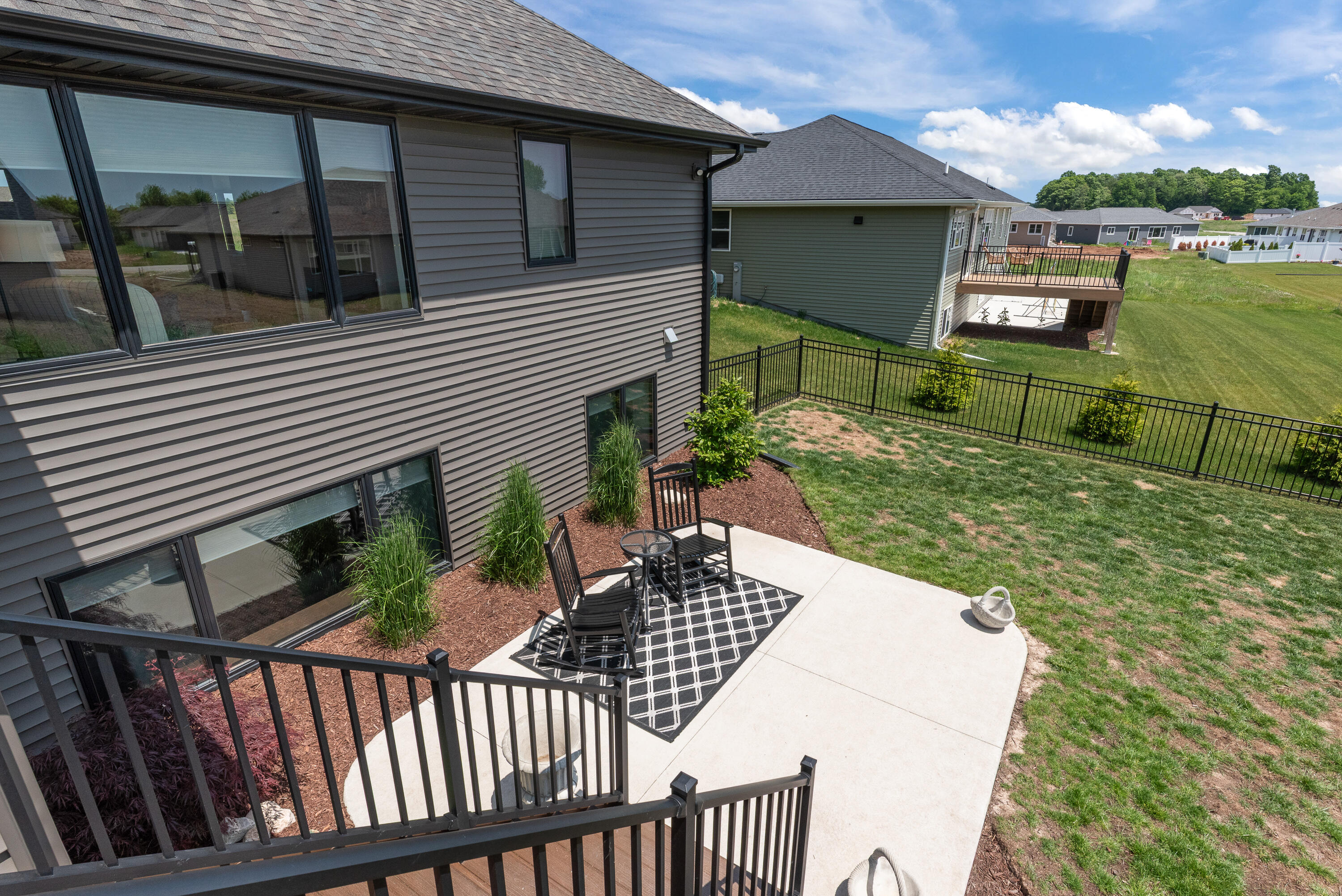 3001 Stonebrook Dr