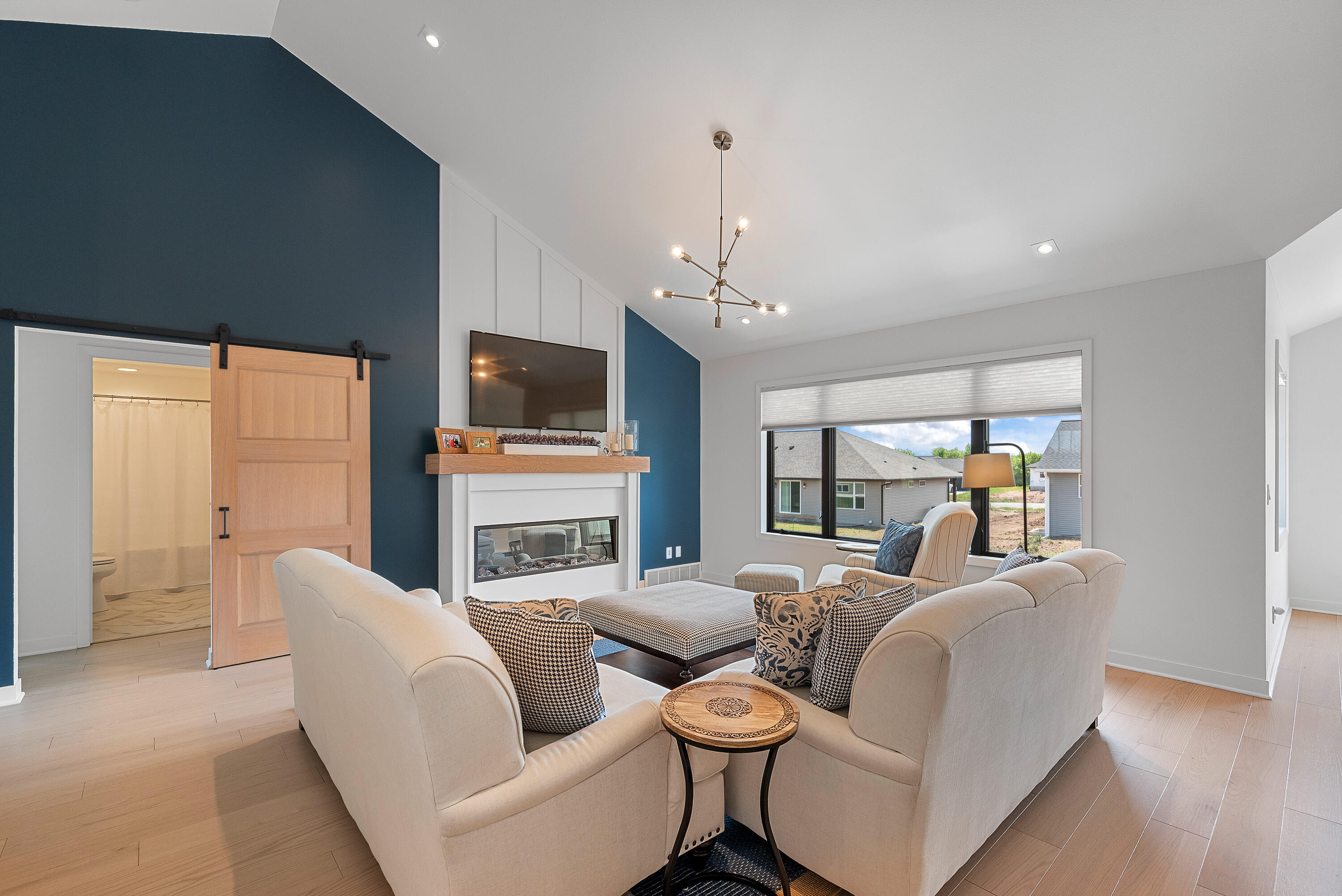 3001 Stonebrook Dr