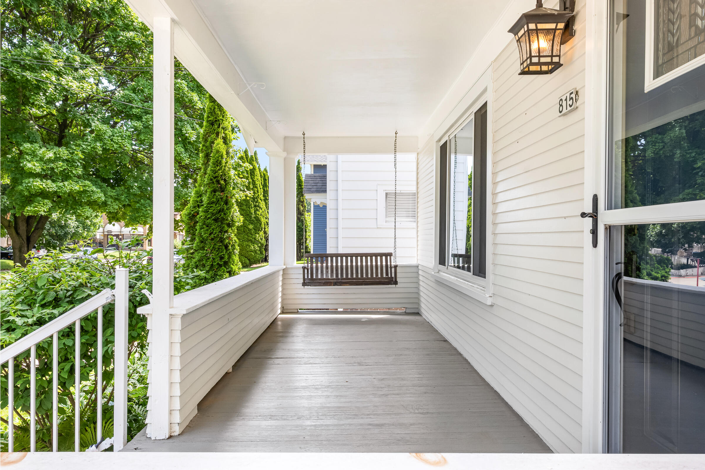 815 Bell Ave