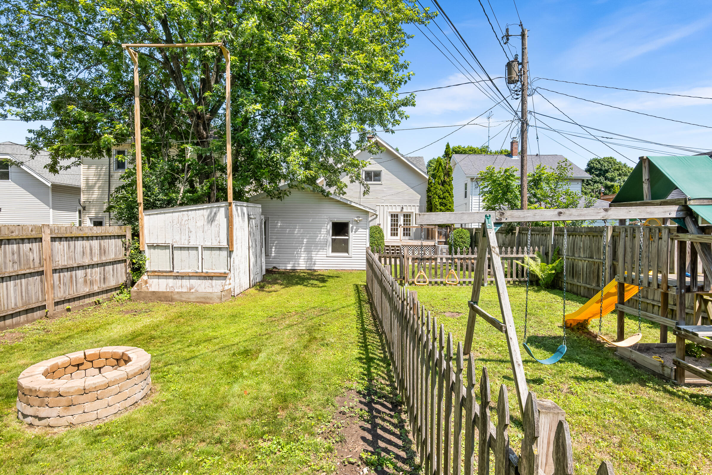 815 Bell Ave