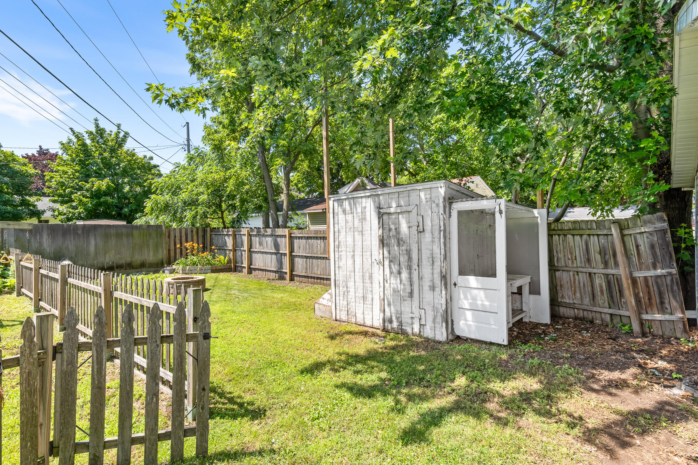 815 Bell Ave