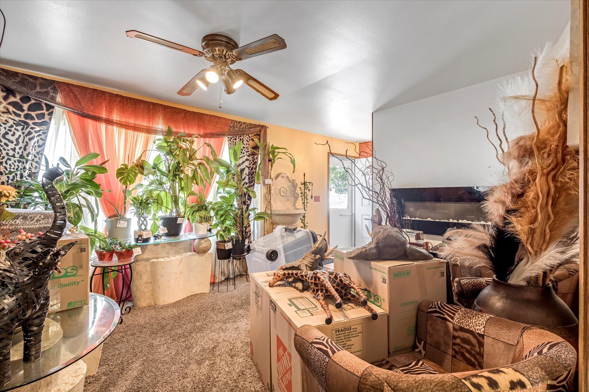 10353 W Sylvia St