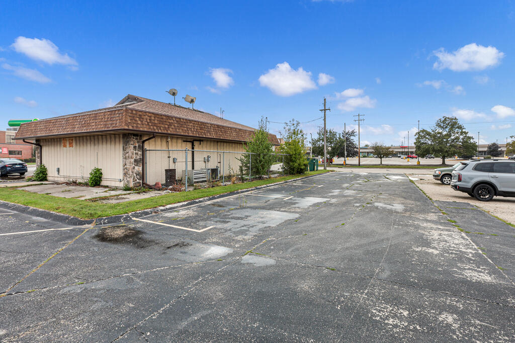 2904 Calumet Ave