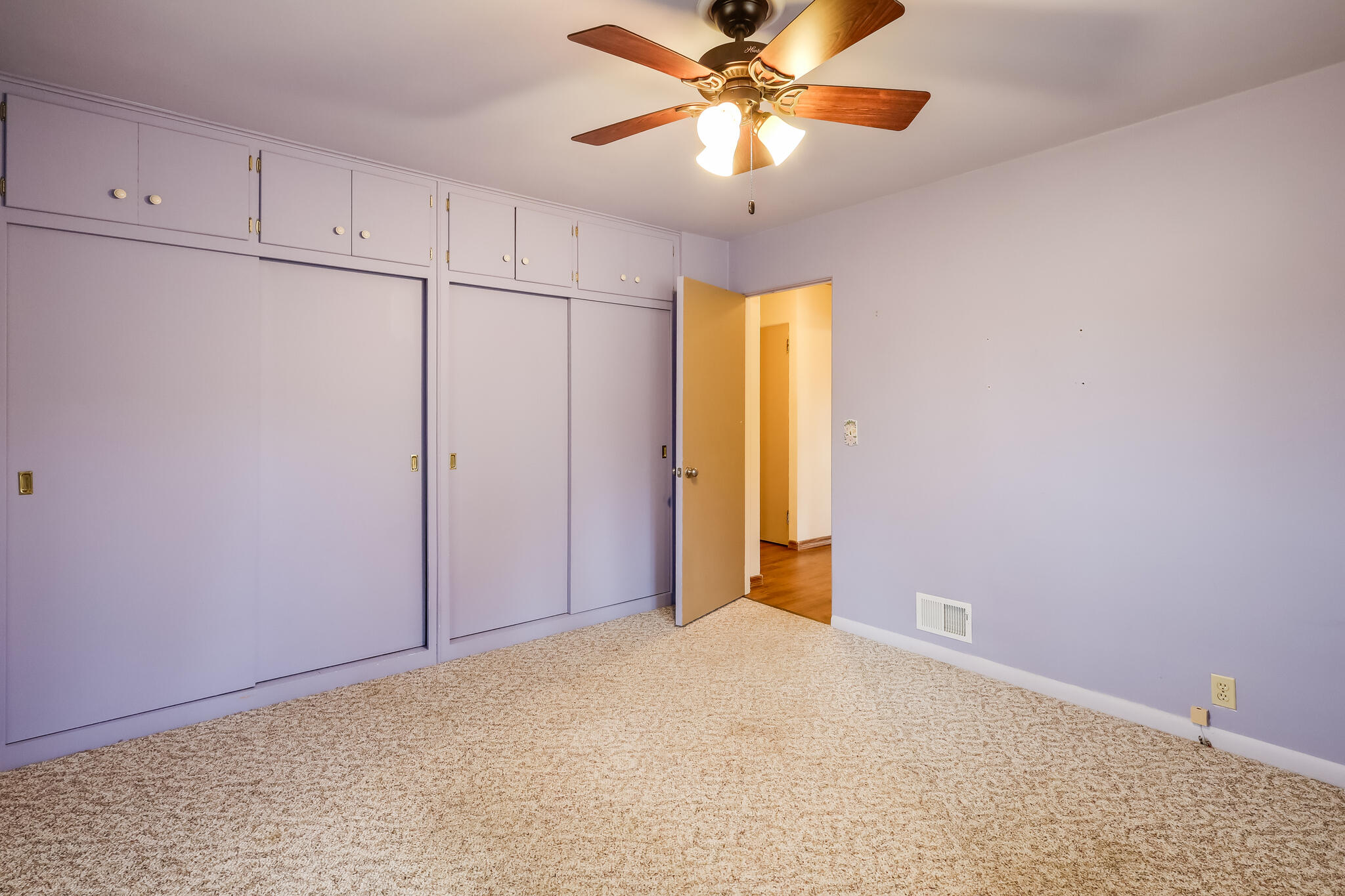 3702 Schroeder Dr