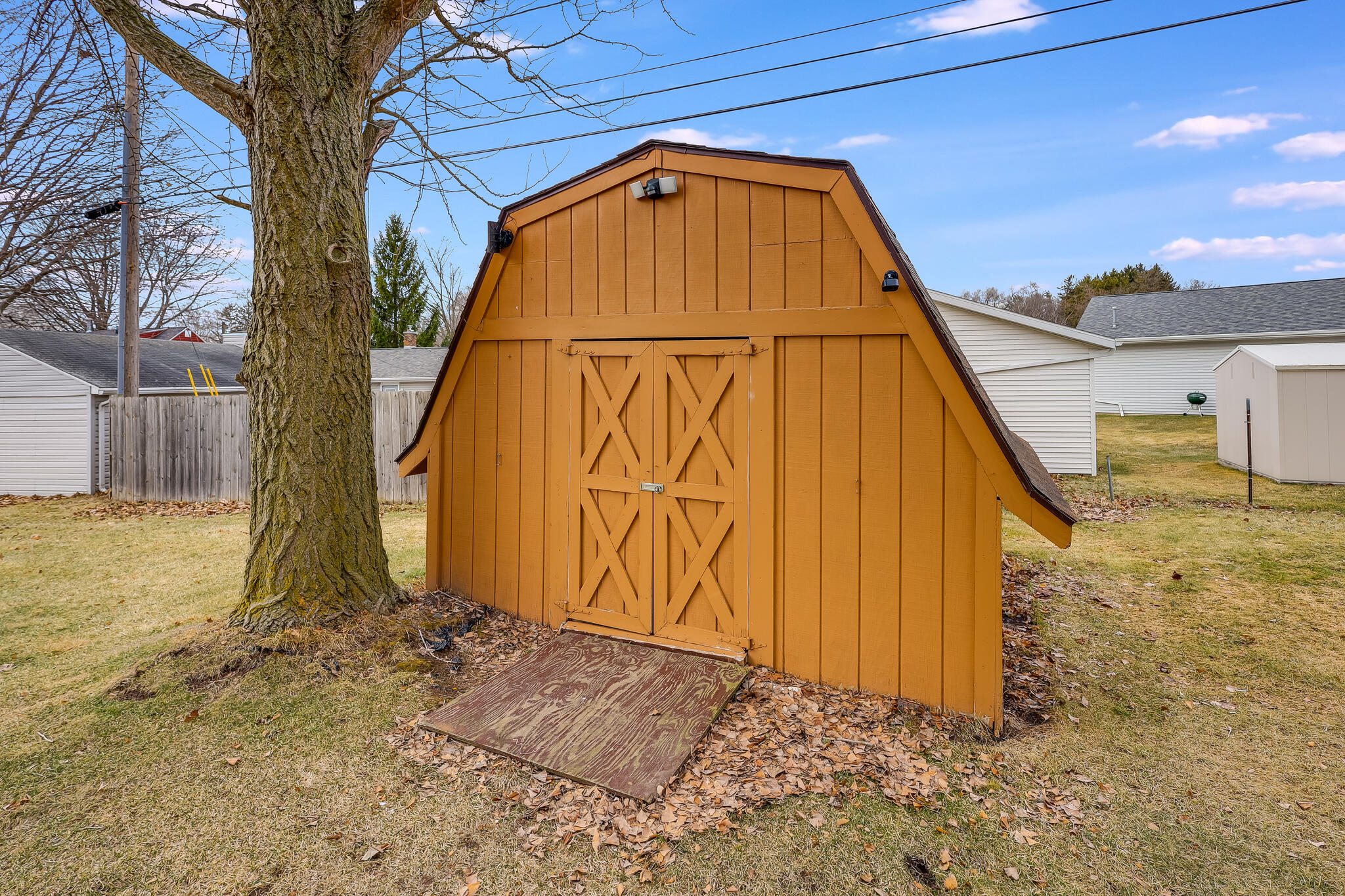 3702 Schroeder Dr