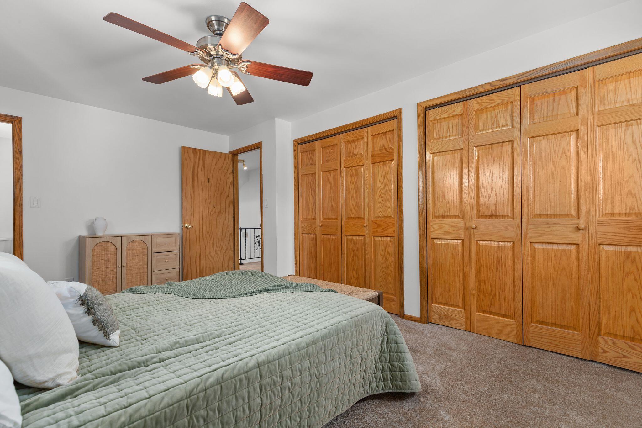 1764 Oakridge Ct