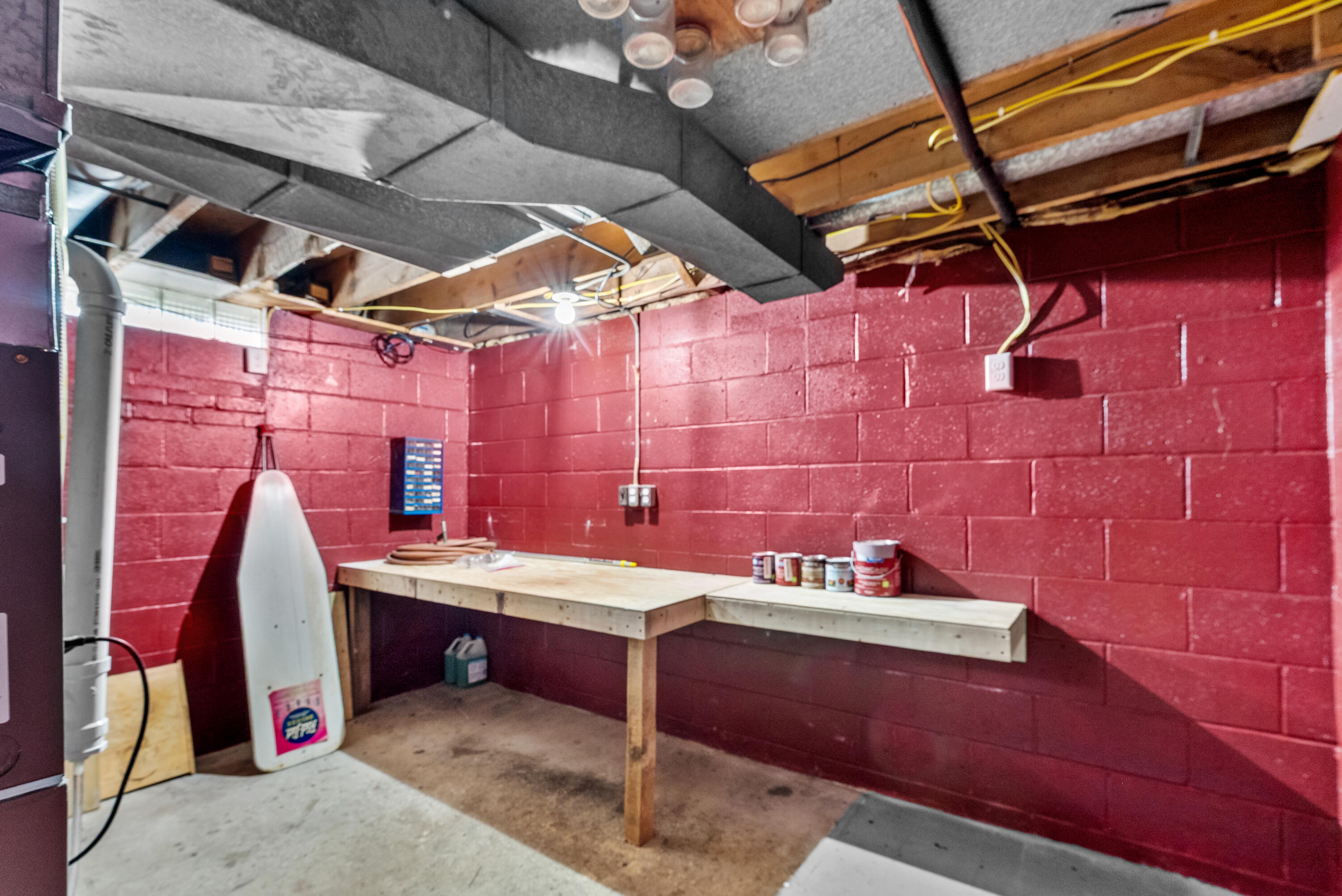 1318 S 24th St