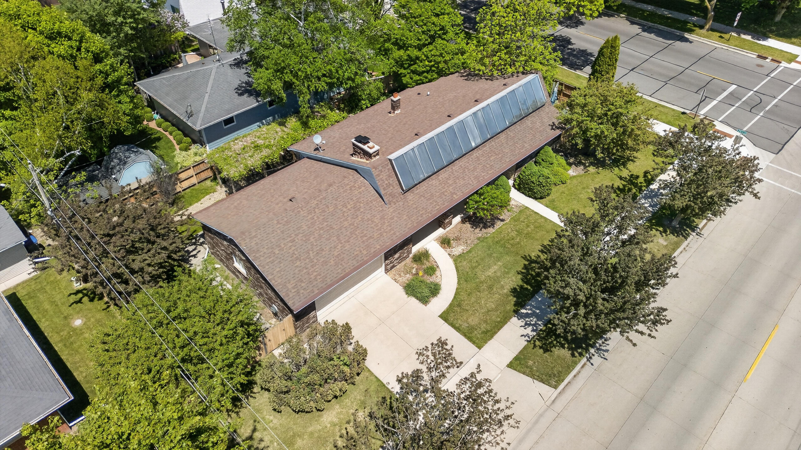 2506 Geele Ave