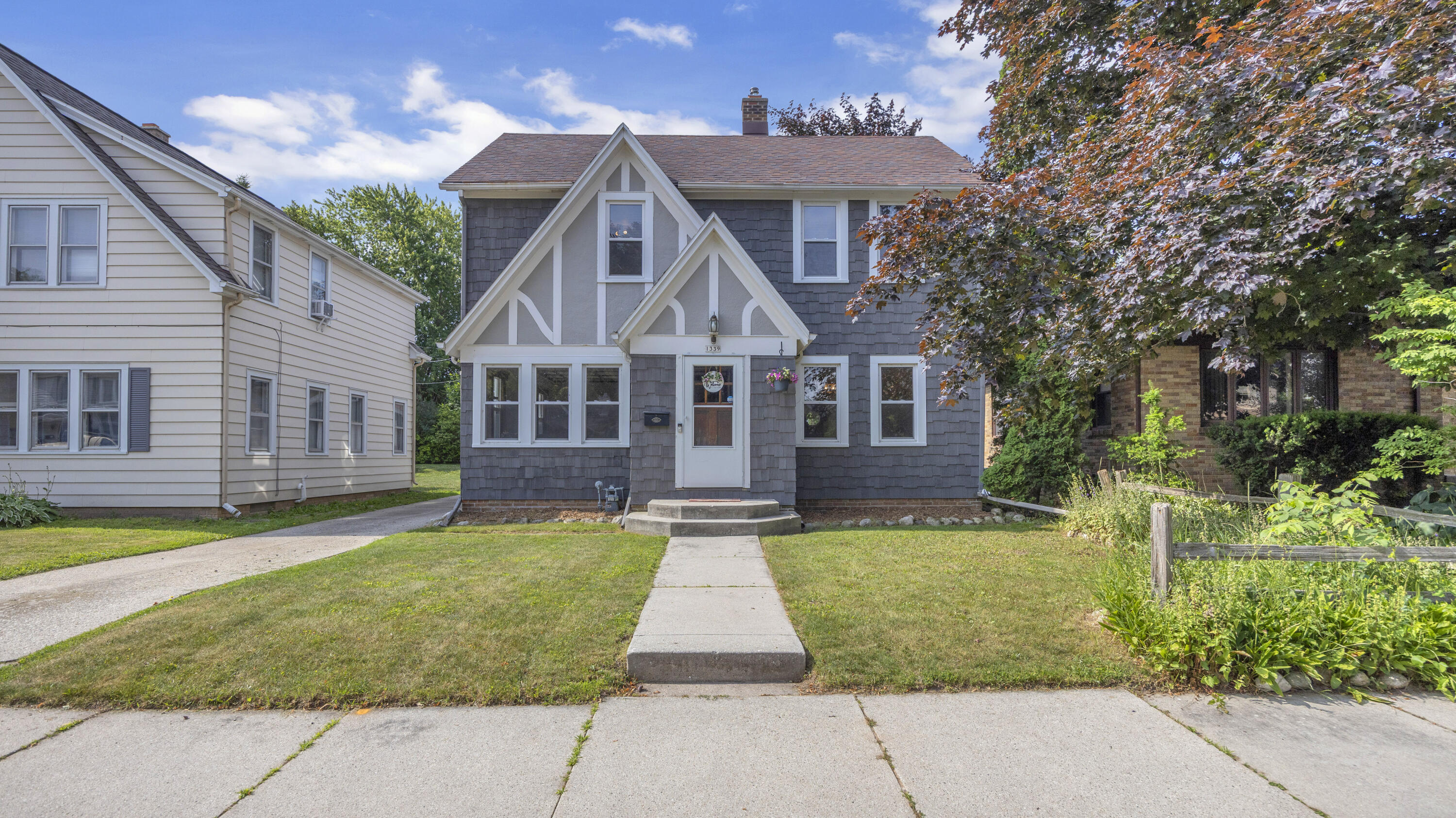 1339 Main Ave
