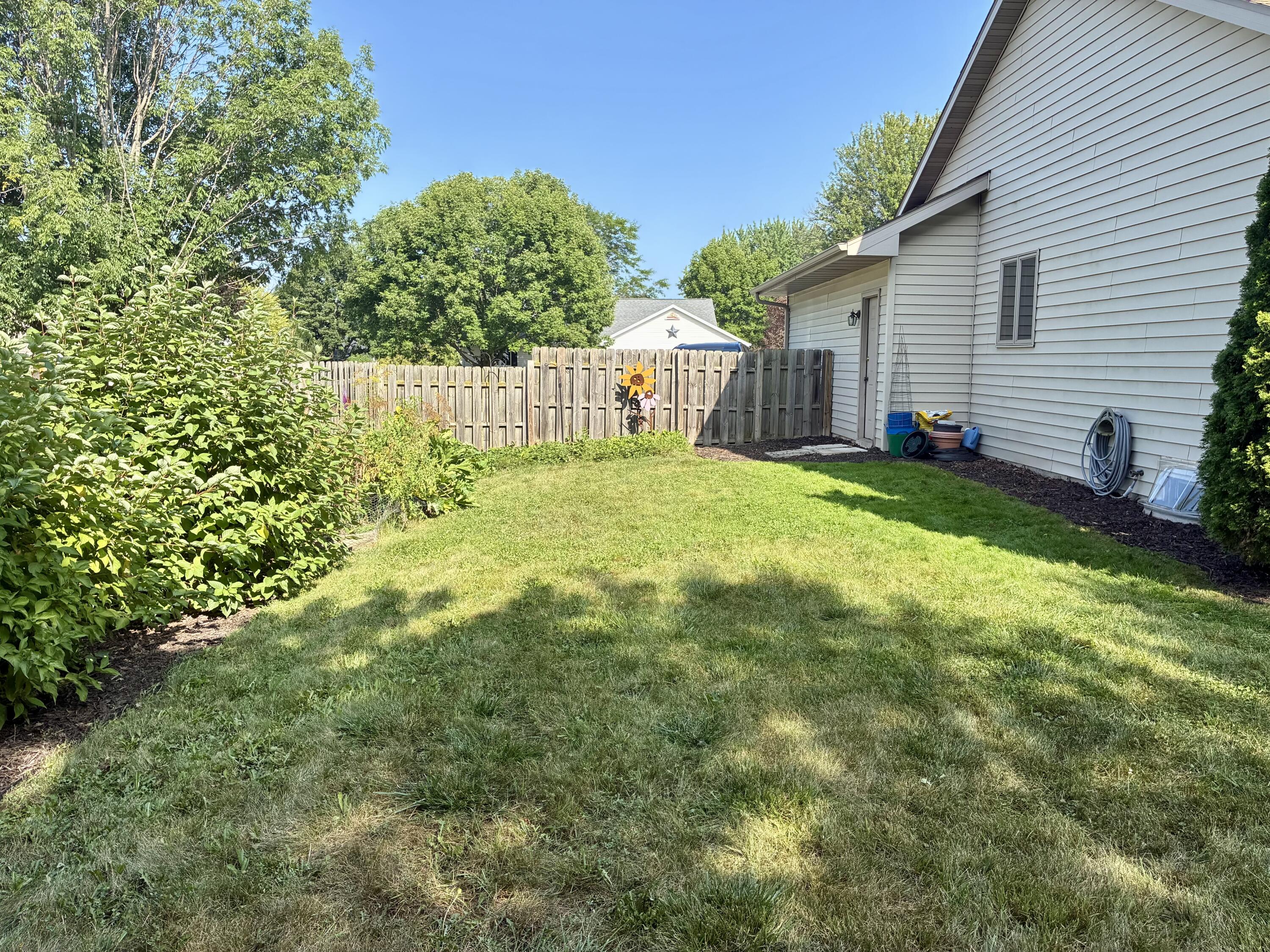 N9631 Emerald Ln