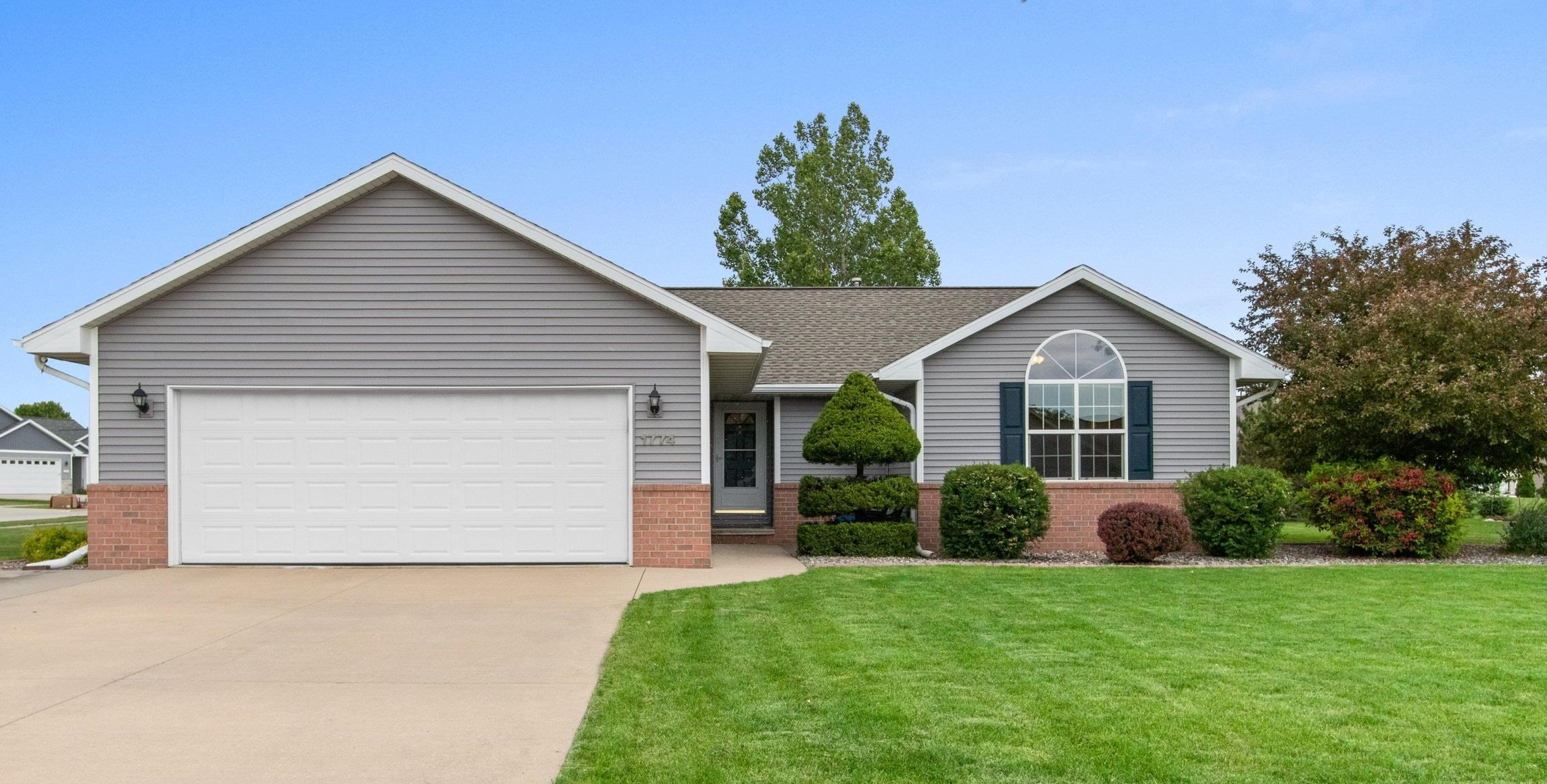 1774 BRIDGE PORT Lane