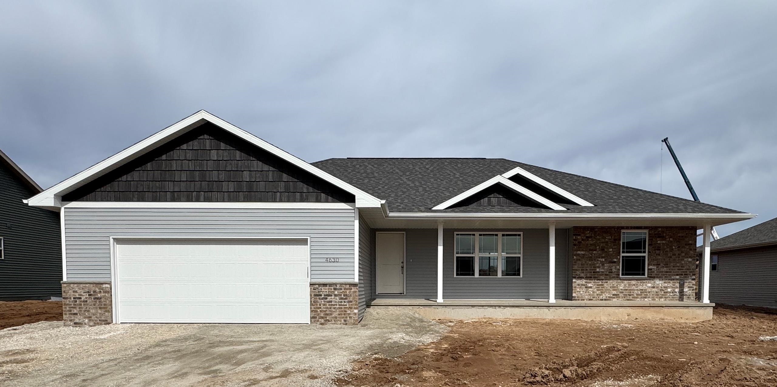 4630 RICHARD Lane